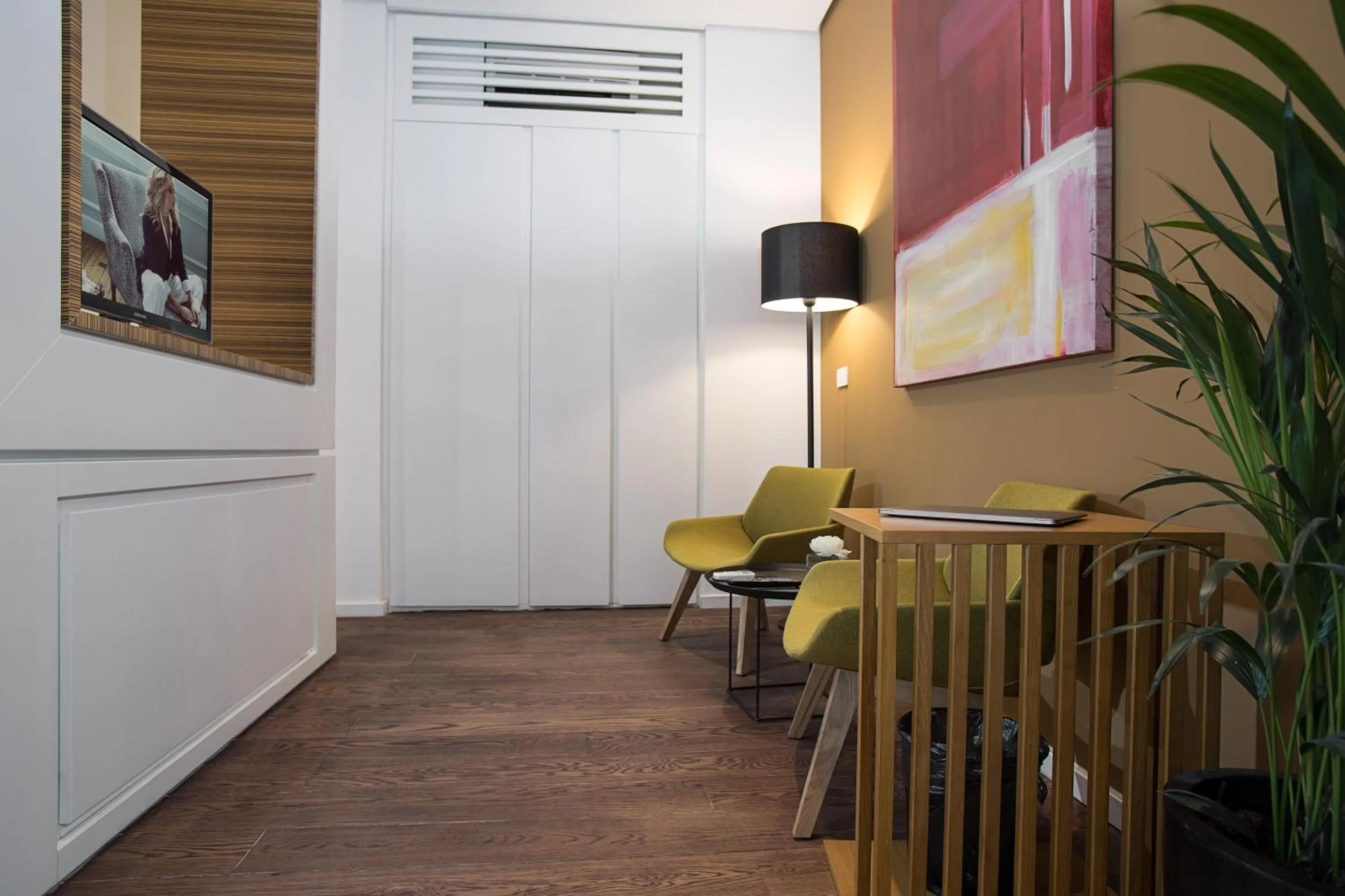 Seating area in Dominic Smart & Luxury Suites - Terazije