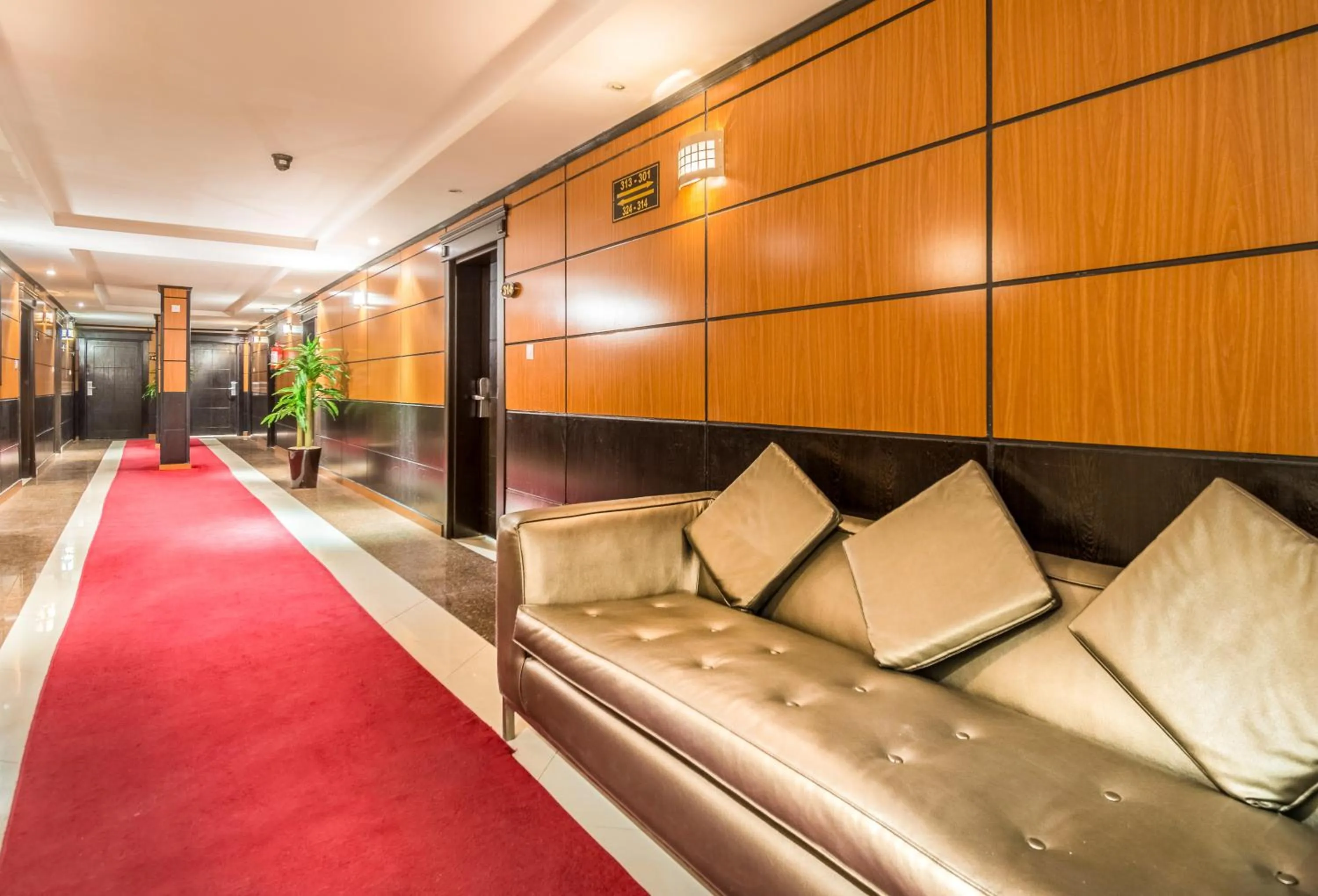 Al Muhaidb Residence Al Takhasossi 3