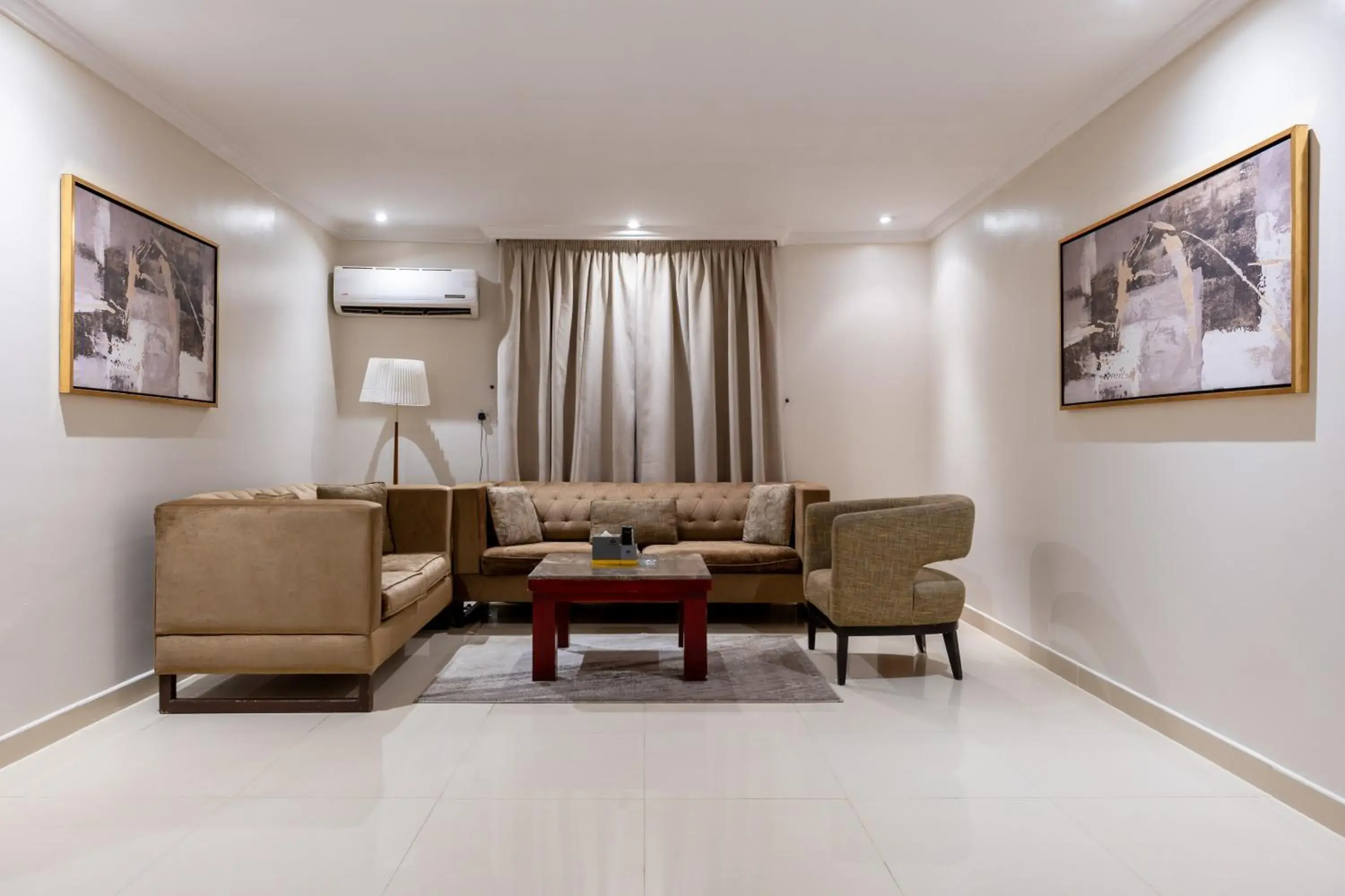 One-Bedroom Apartment in Al Muhaidb Residence Al Takhasossi 3 One-Bedroom Apartment in Al Muhaidb Residence Al Takhasossi 3