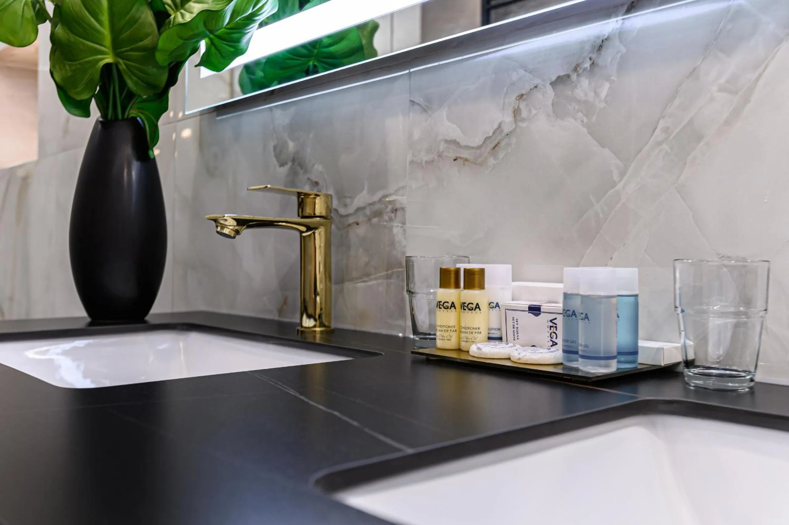 Bathroom in Vega Hotel