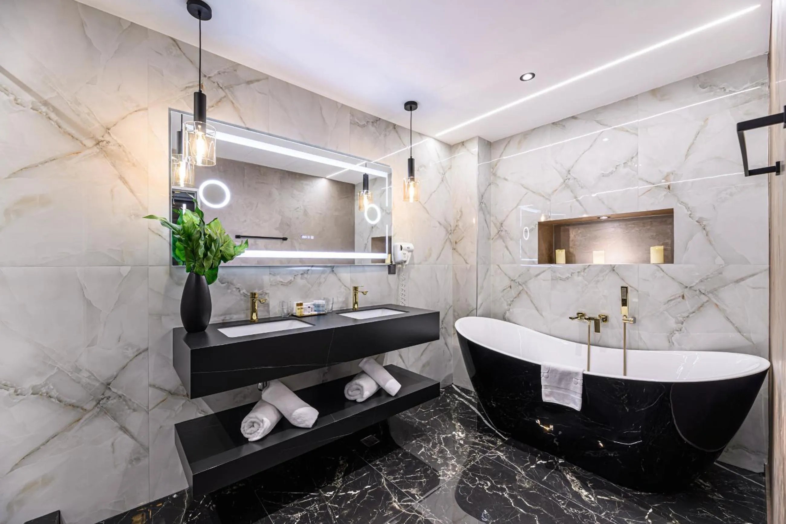 Bathroom in Vega Hotel