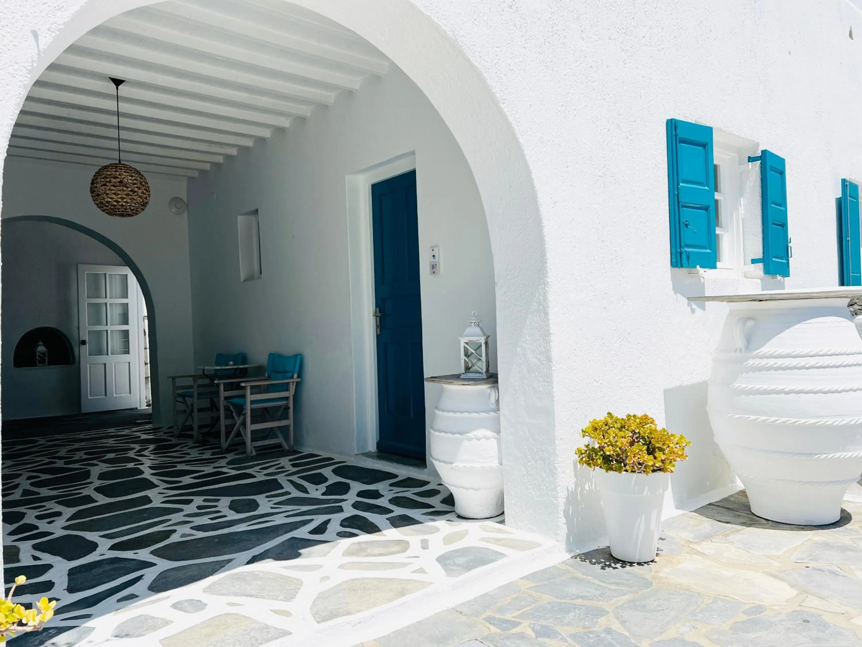Property building in Cyclades Blue