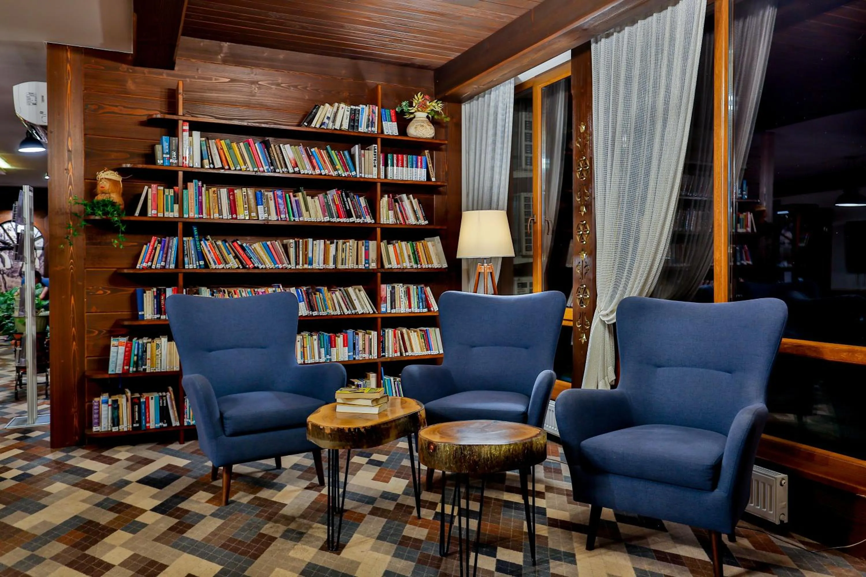 Library in Hotel&SPA Jawor