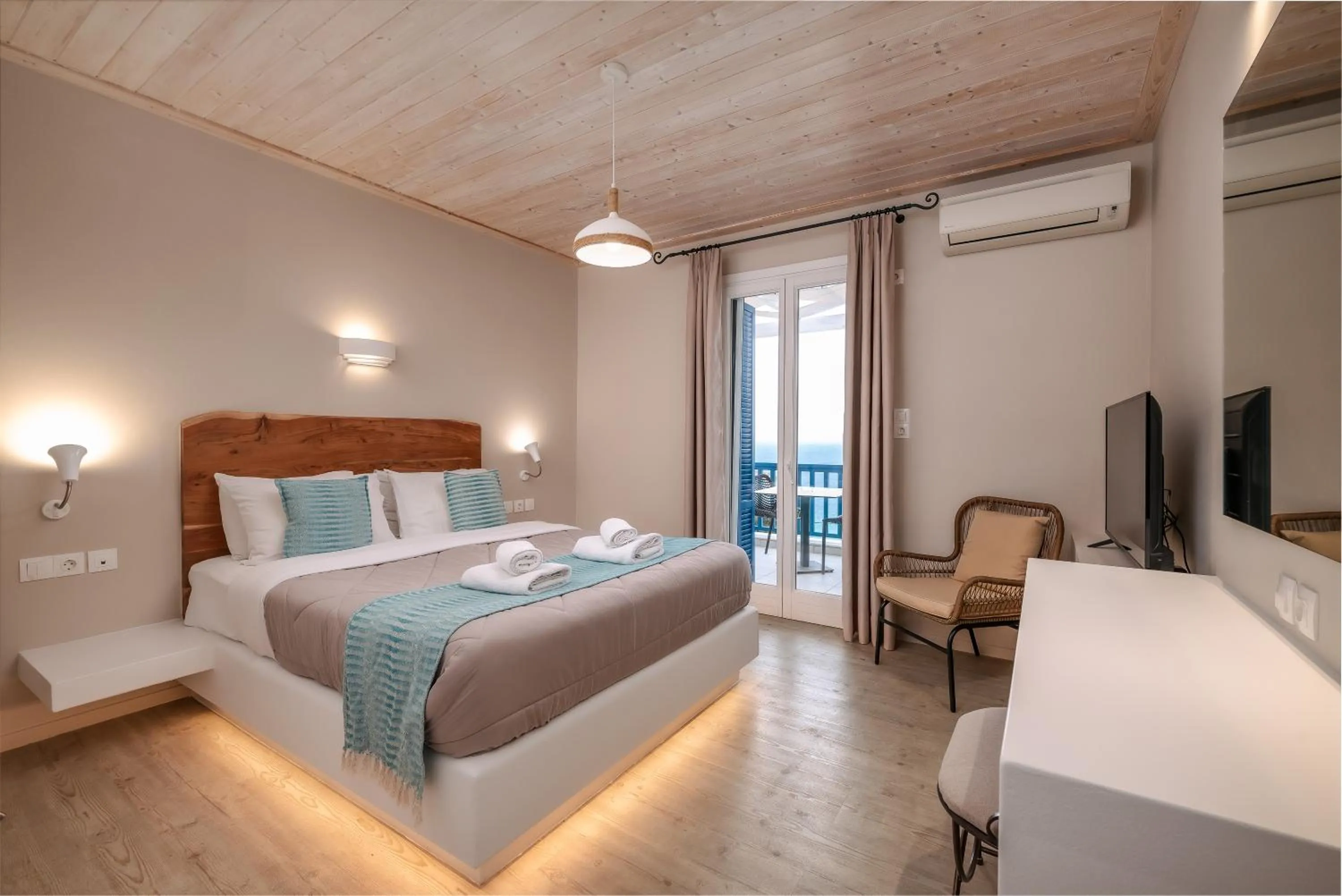 Bedroom, Bed in Blue Bay Resort Village