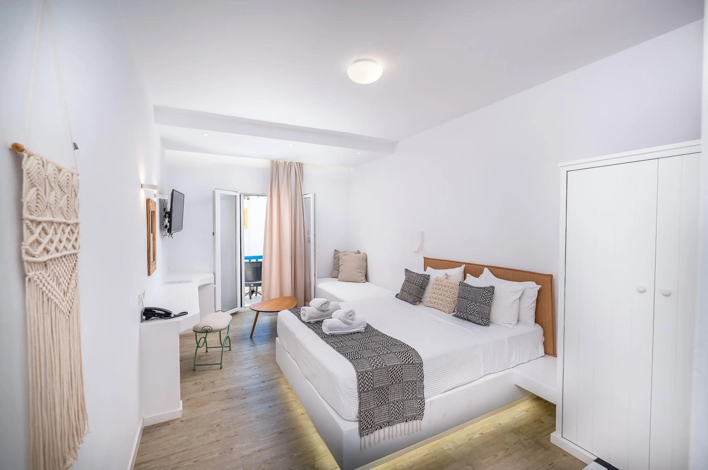 Bedroom, Bed in Blue Bay Resort Village