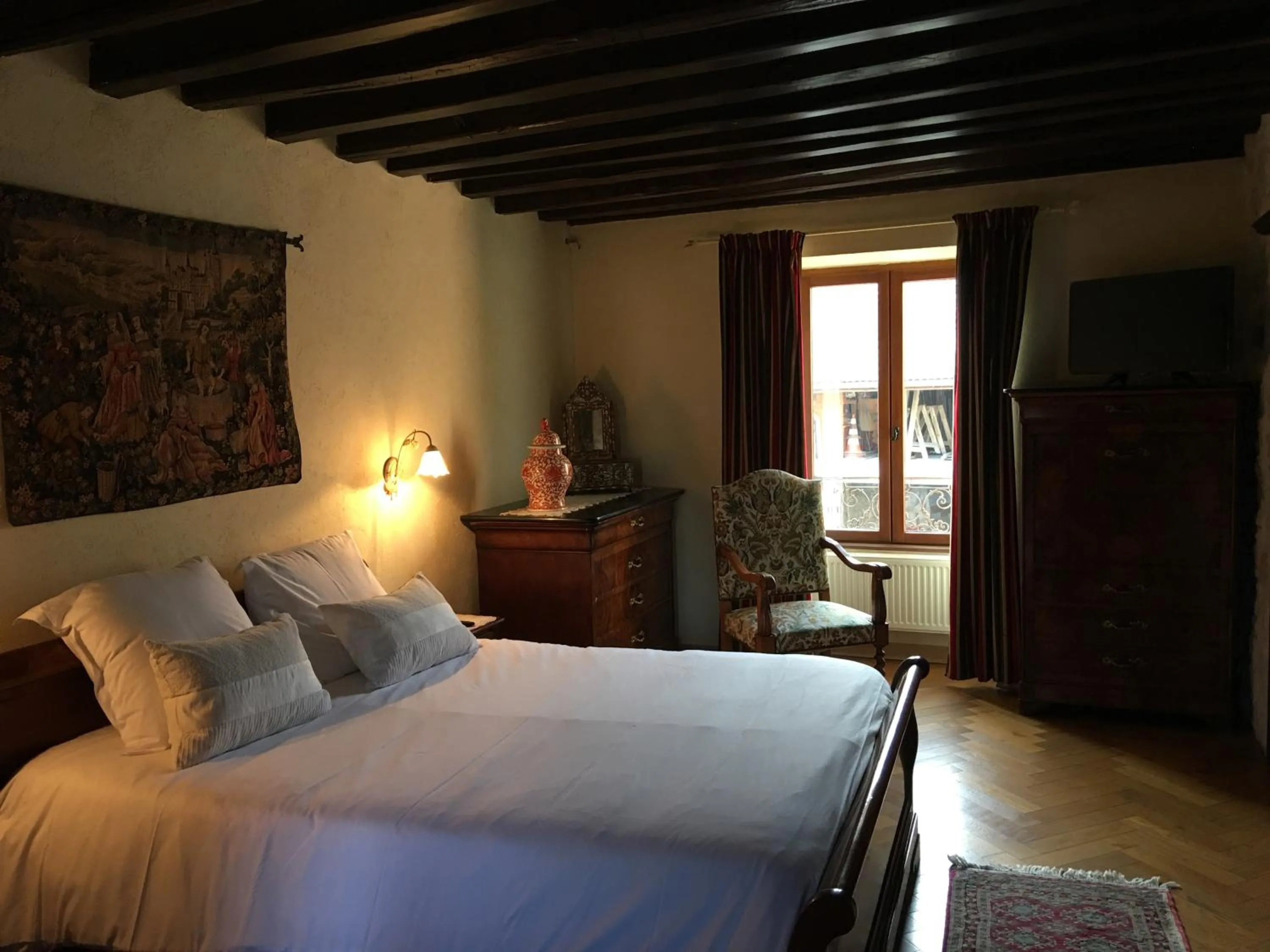 Bed in La Maison d'Euterpe