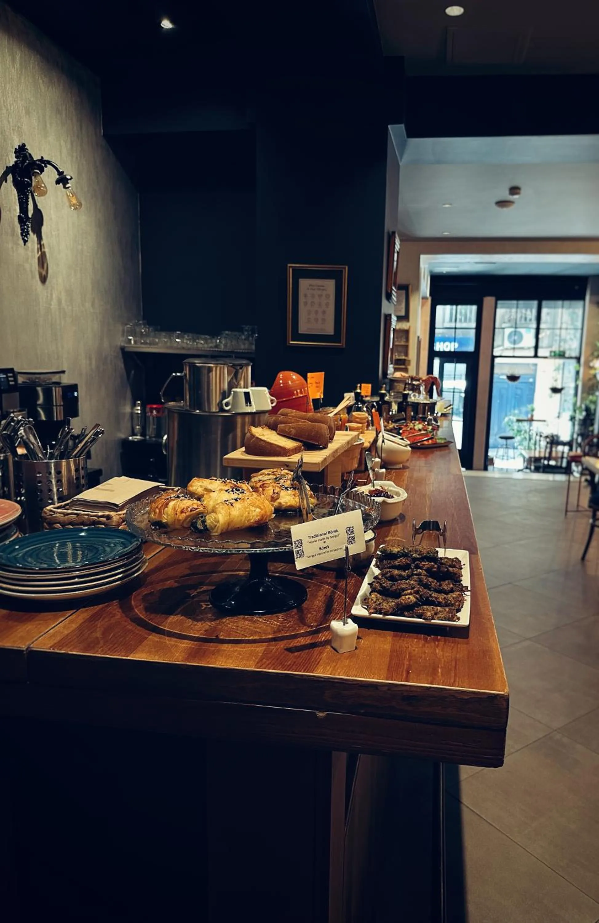 Breakfast in No11 Hotel & Apartments