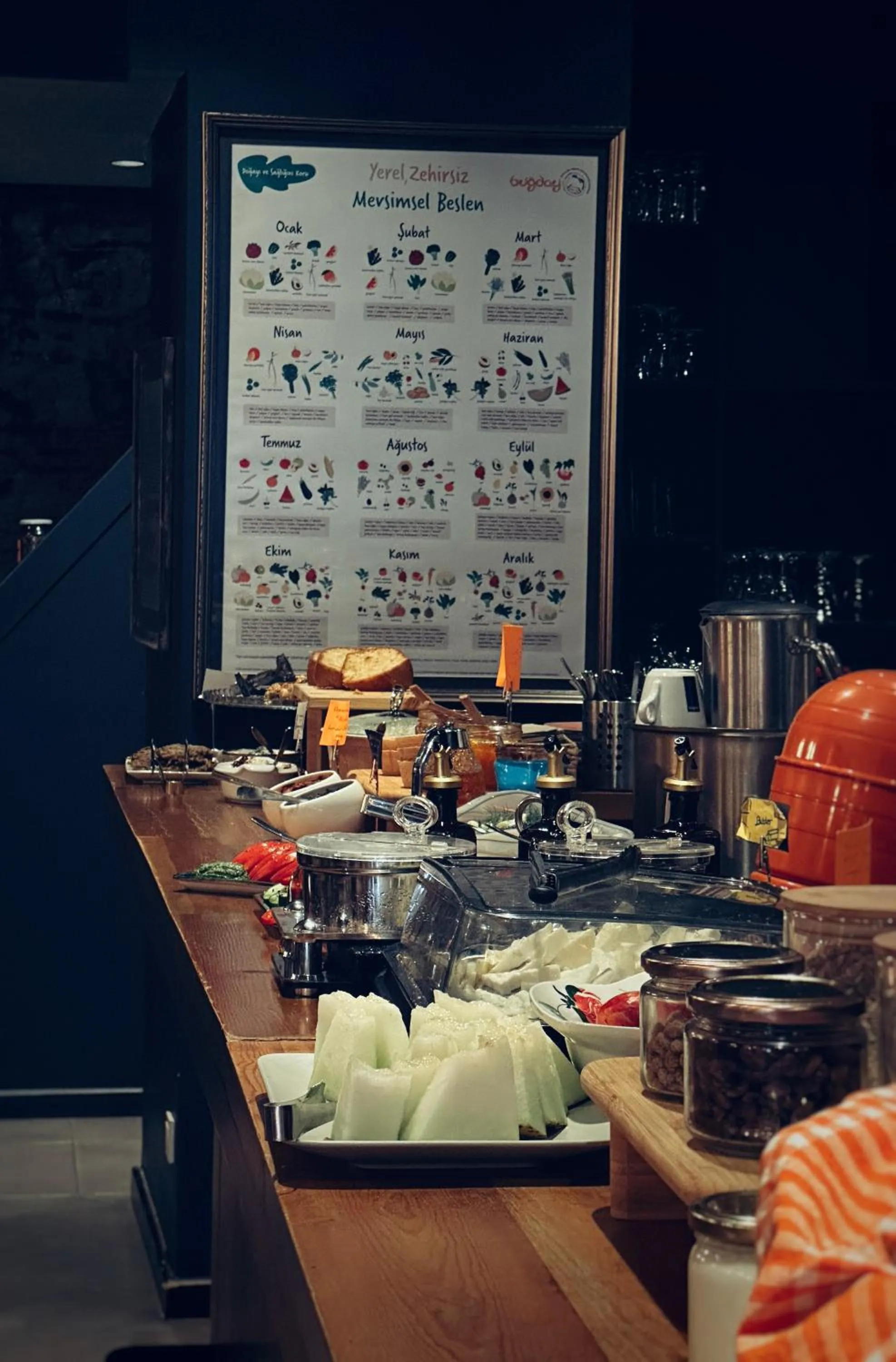 Food and drinks in No11 Hotel & Apartments