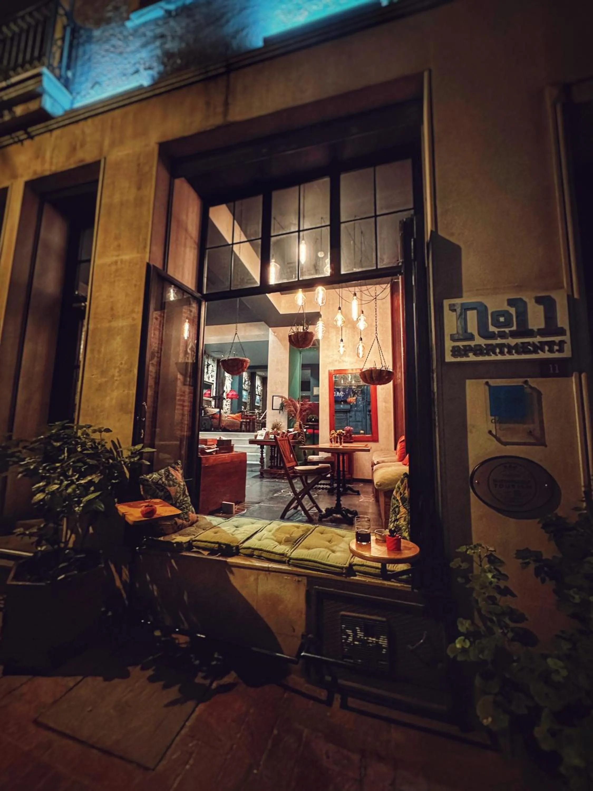 Night in No11 Hotel & Apartments