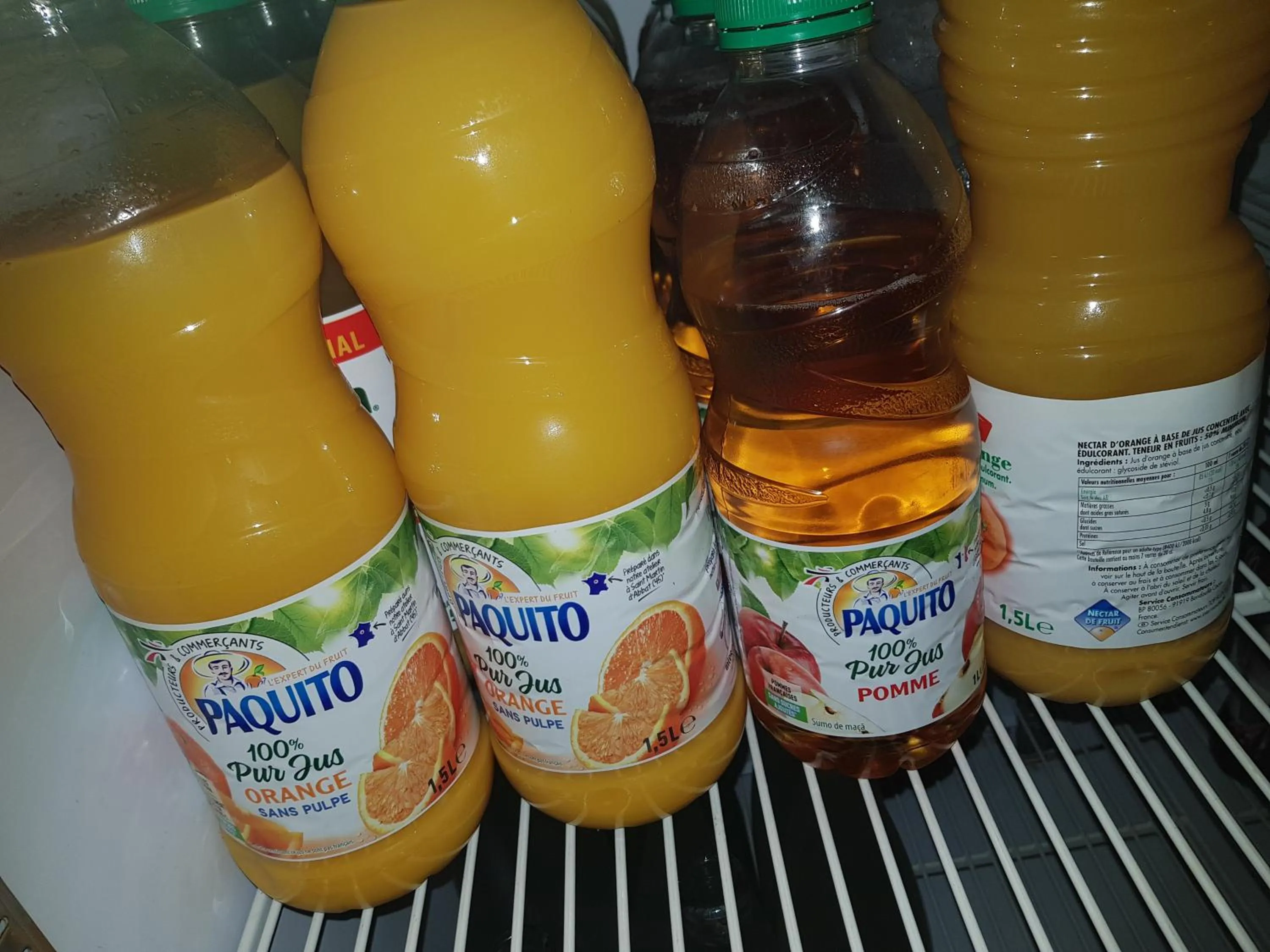 Buffet breakfast in Hotel des voyageurs Chez Betty