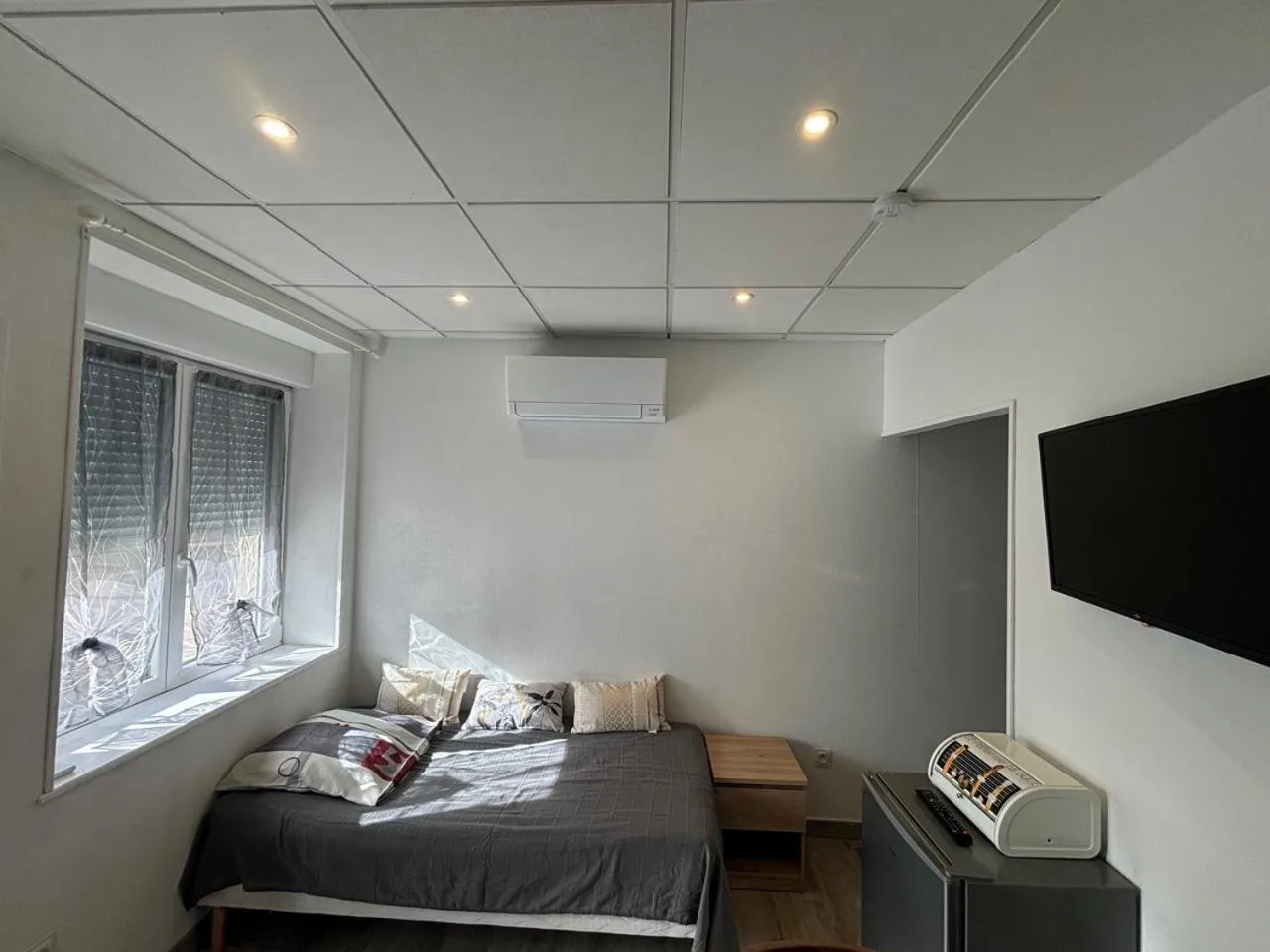 Bed in Hotel des voyageurs Chez Betty