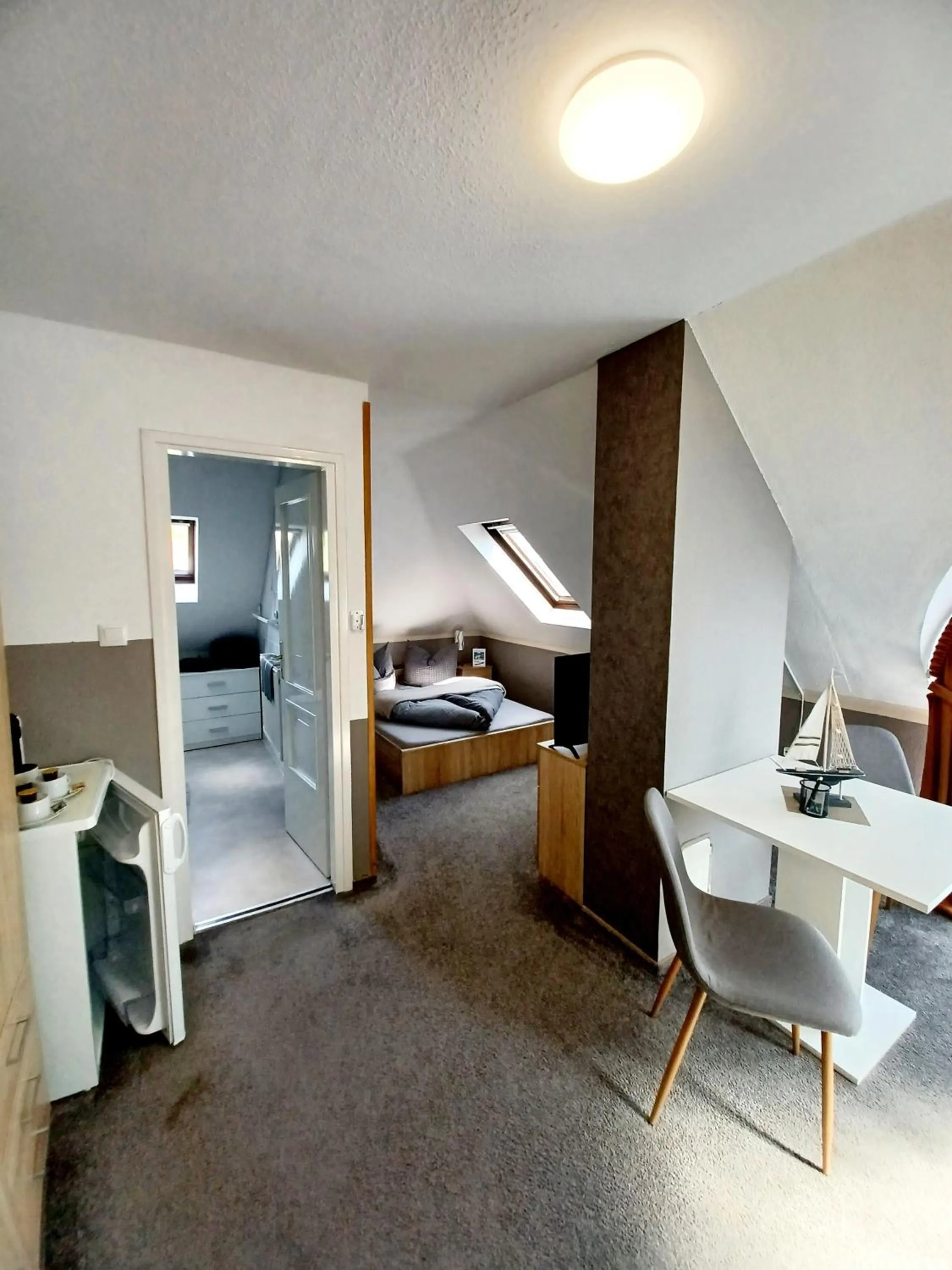 Photo of the whole room in Margret Haus