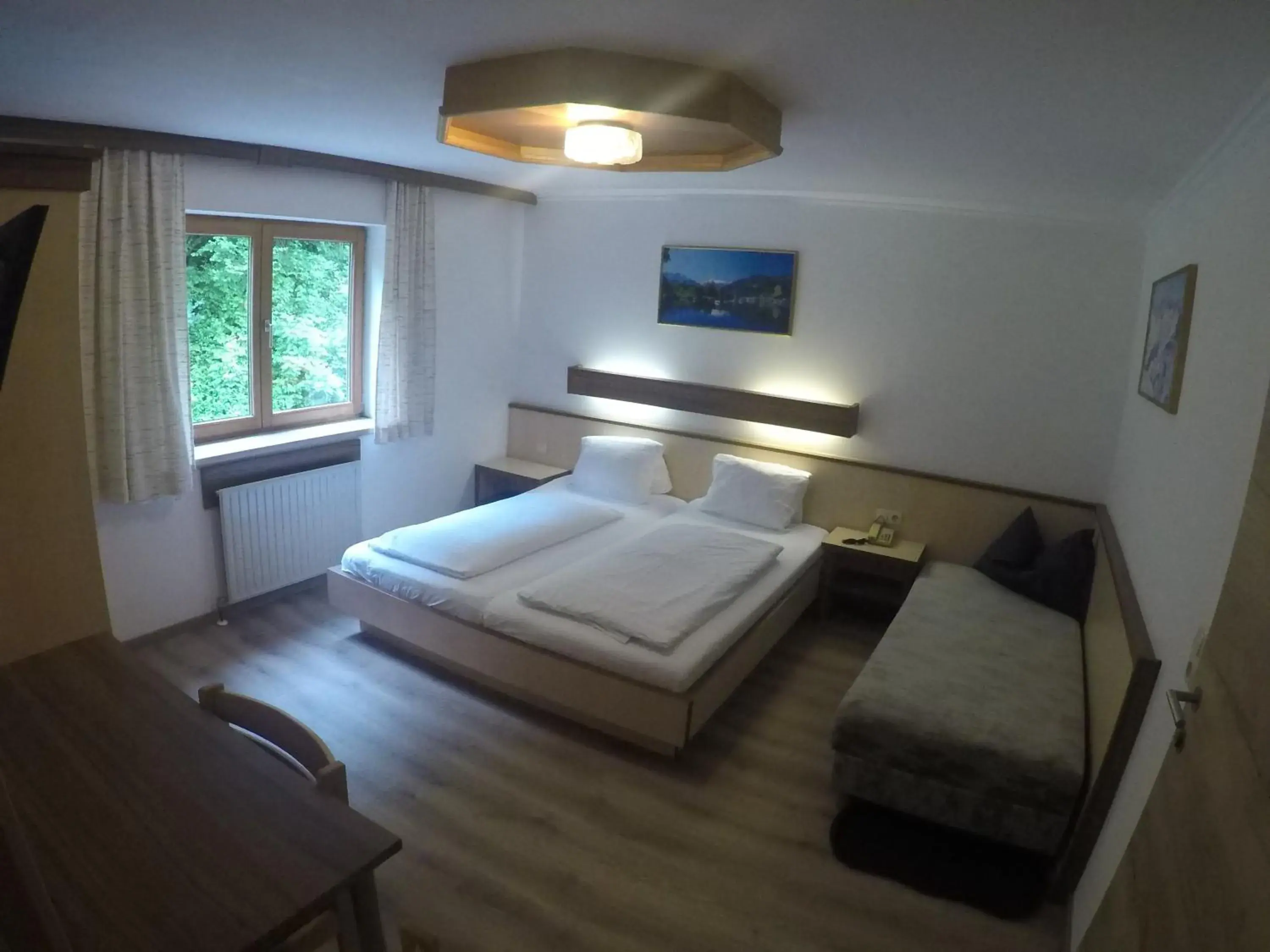 Double Room with Extra Bed and Countryside View in Hotel-Garni Seestrand Double Room with Extra Bed and Countryside View in Hotel-Garni Seestrand