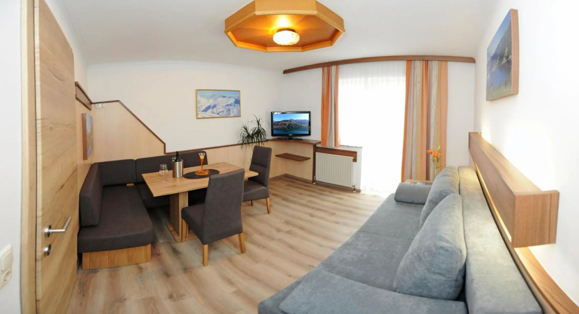 TV and multimedia in Hotel-Garni Seestrand