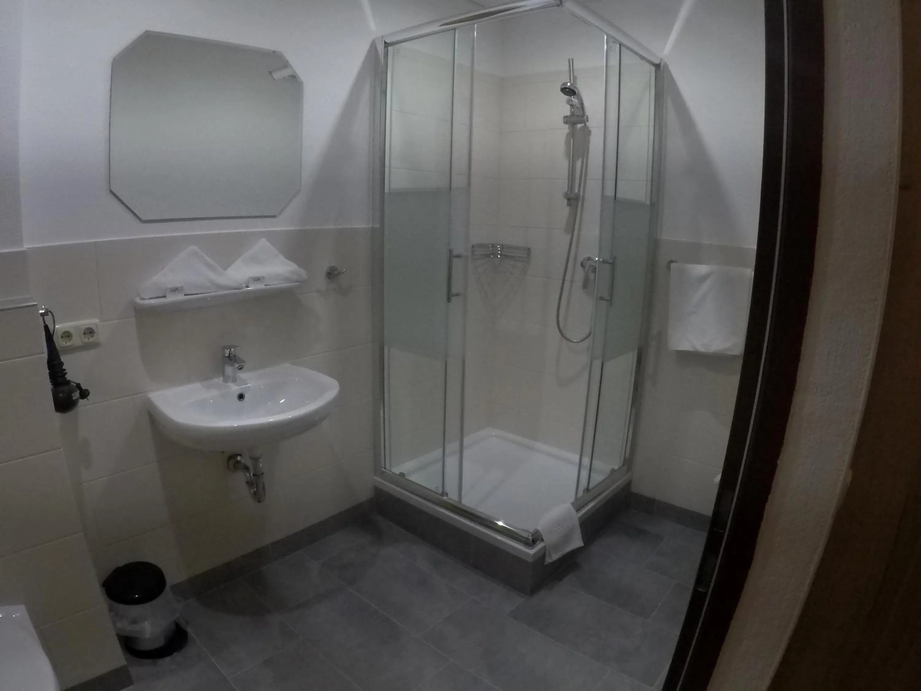 Bathroom in Hotel-Garni Seestrand