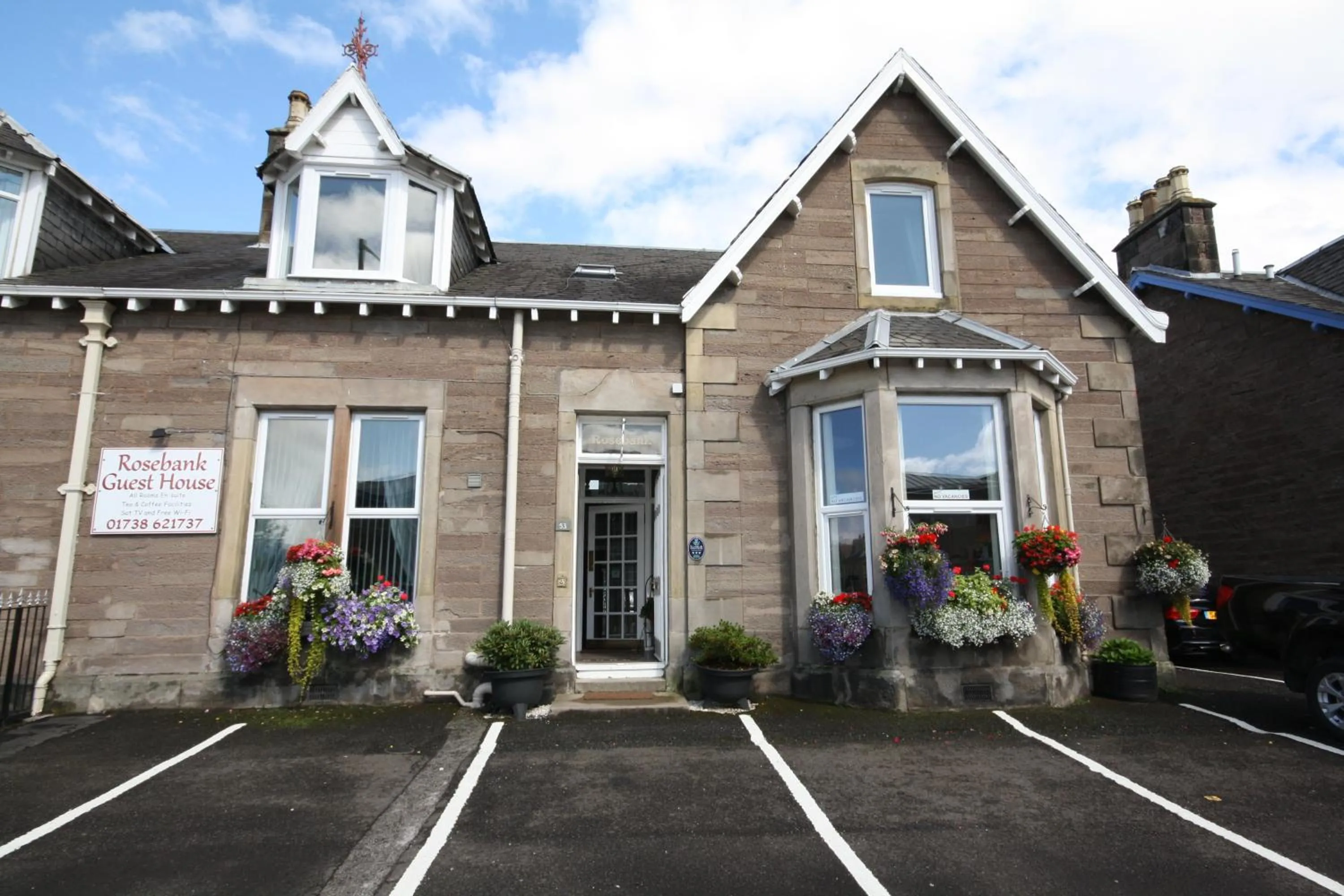 Facade/entrance in Rosebank Guest House