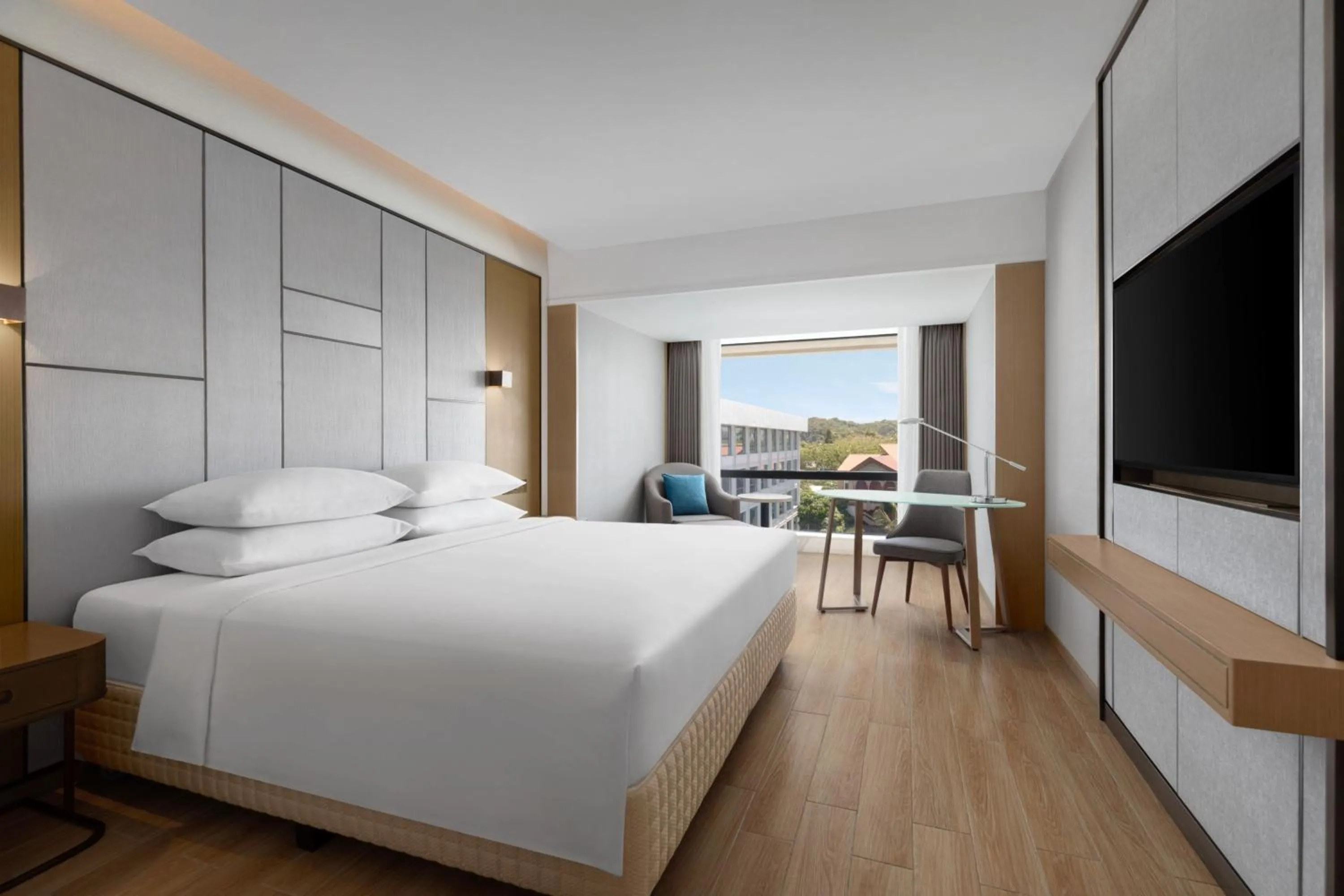 Photo of the whole room, Bed in Four Points by Sheraton Boracay