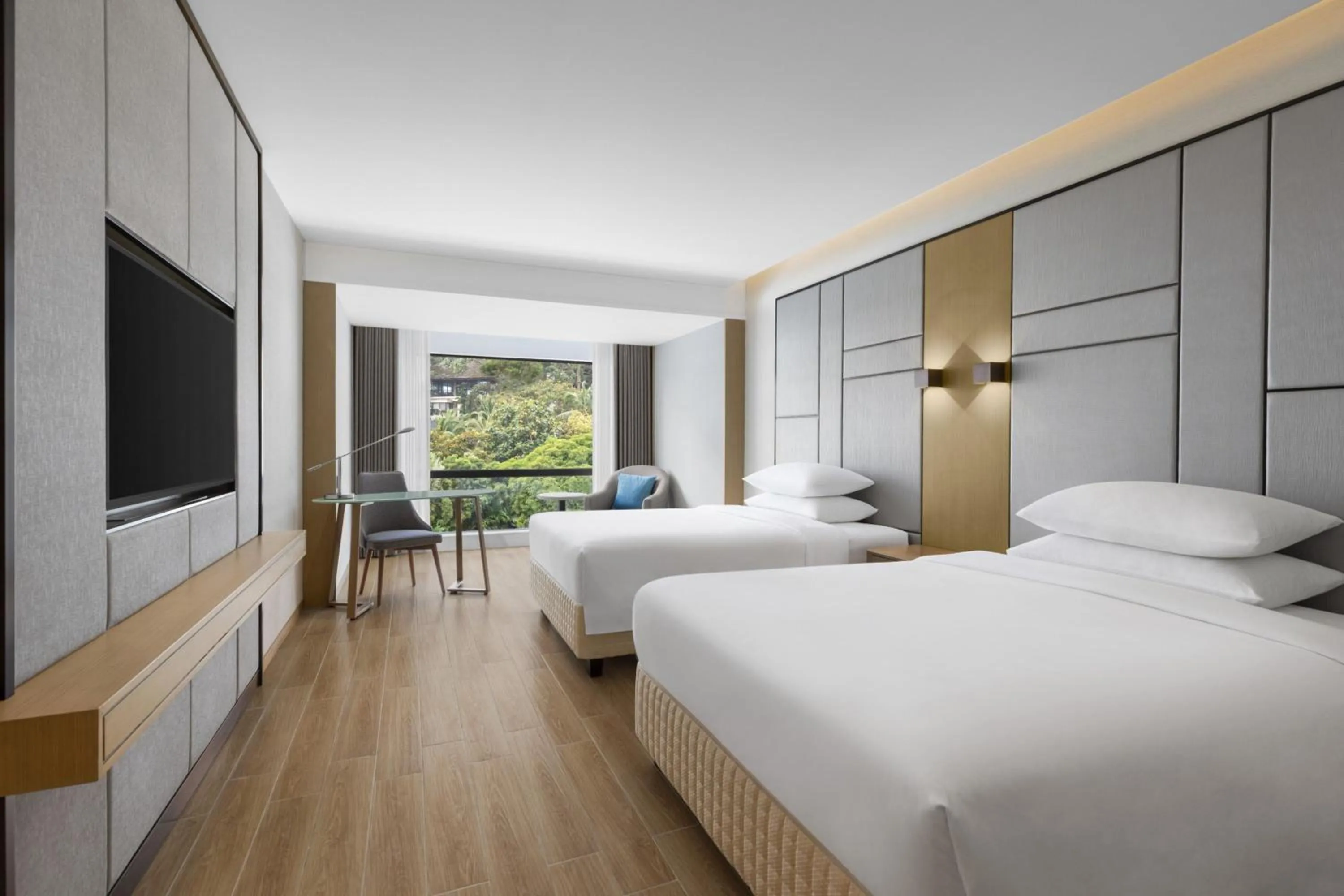 Photo of the whole room, Bed in Four Points by Sheraton Boracay