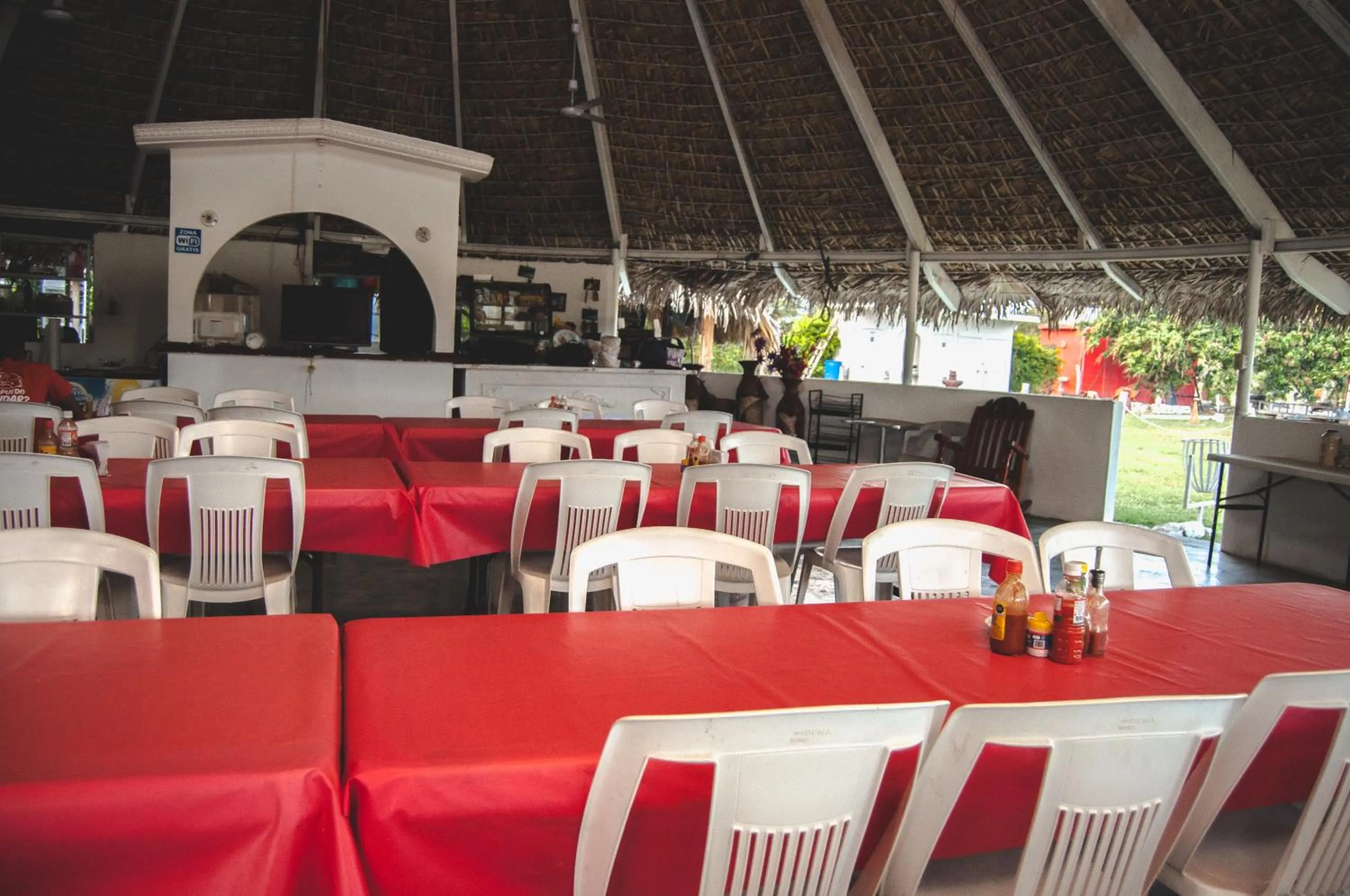 Restaurant/places to eat in Hotel y Restaurante EL TEXANO