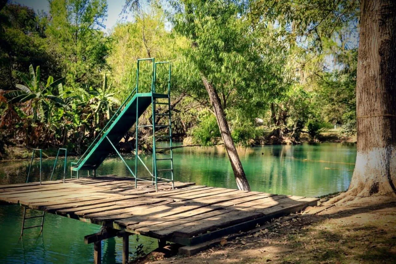 Hotel y Restaurante EL TEXANO