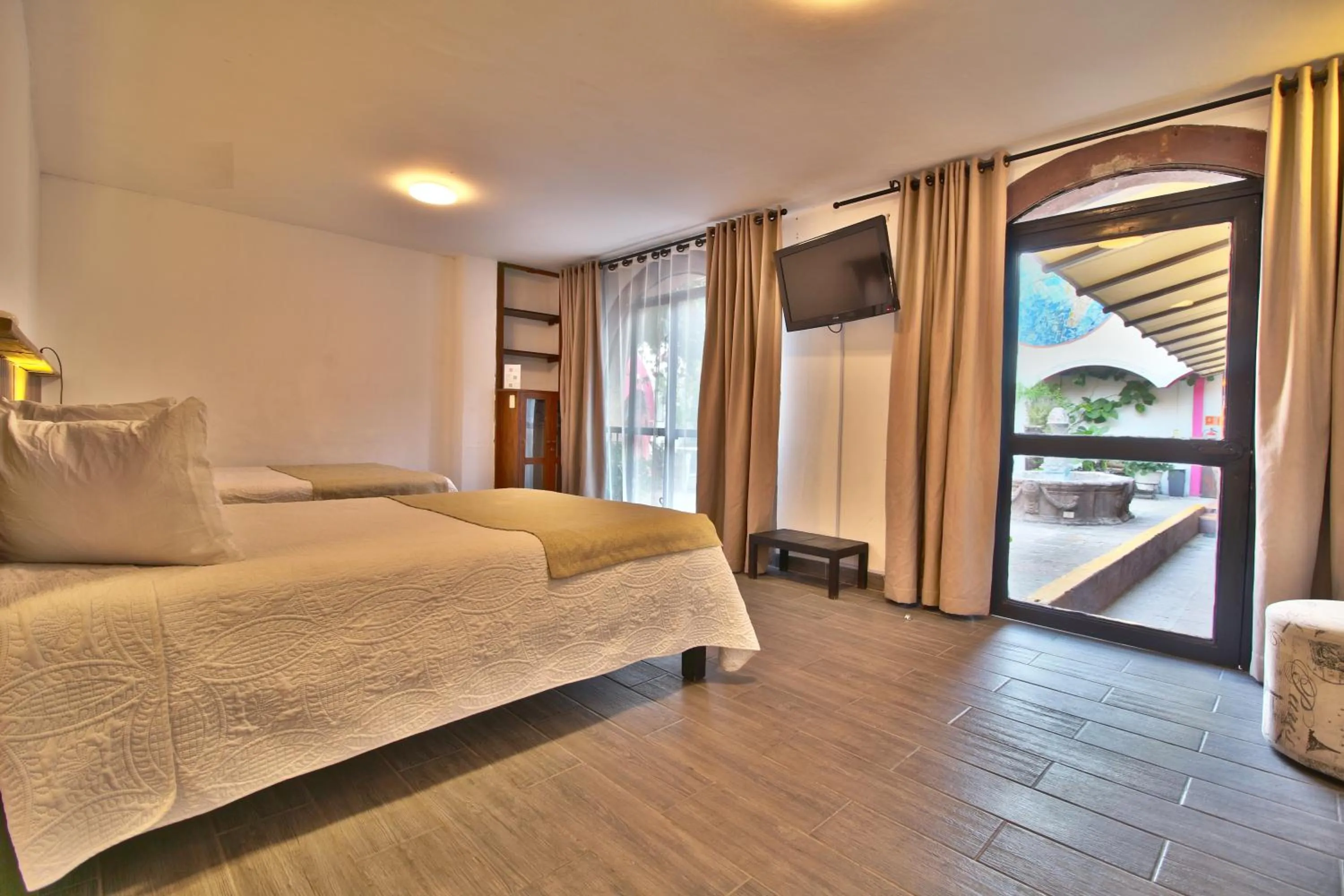 Bedroom, Bed in Hotel Punto 79