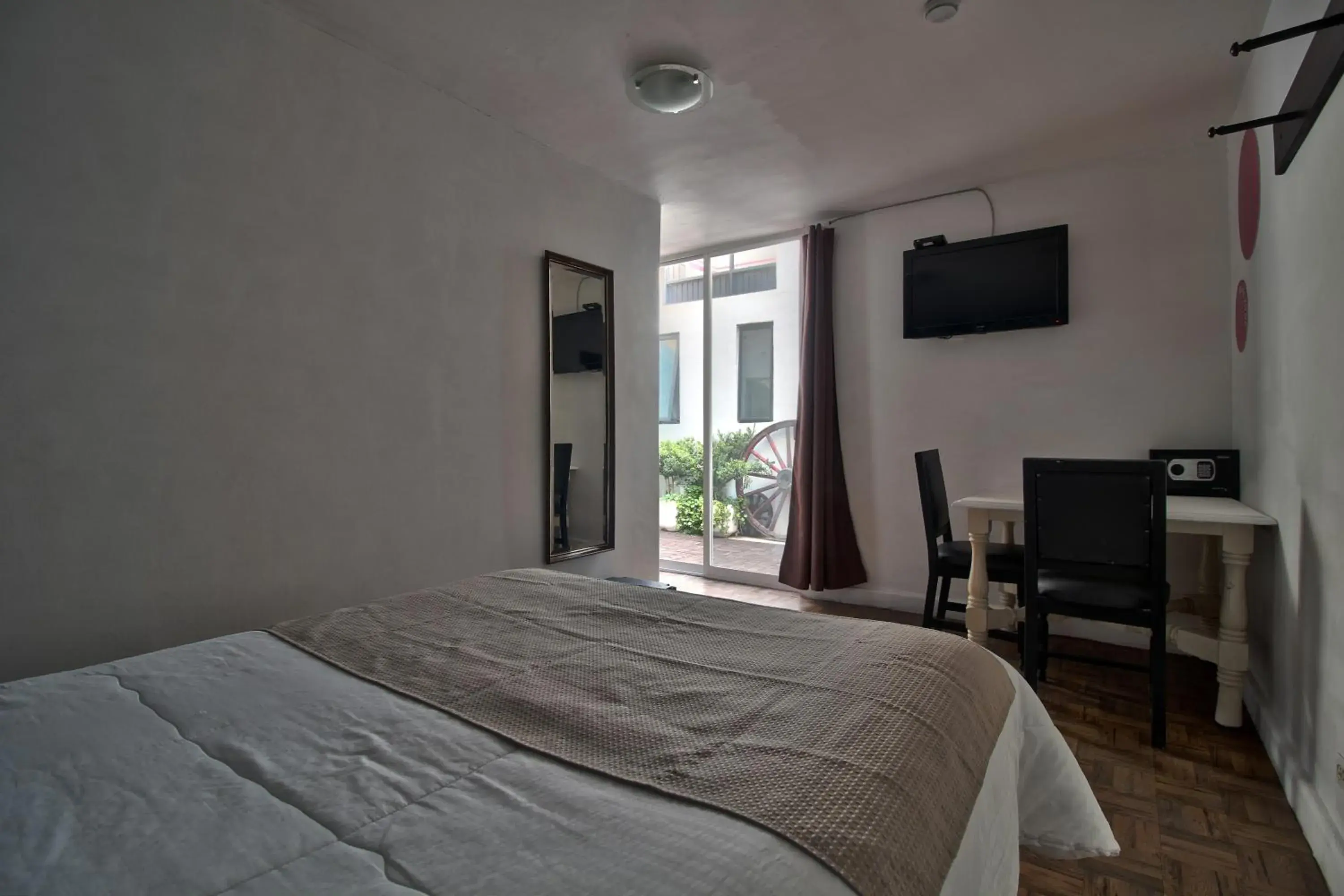 Standard Double Suite in Hotel Punto 79 Standard Double Suite in Hotel Punto 79