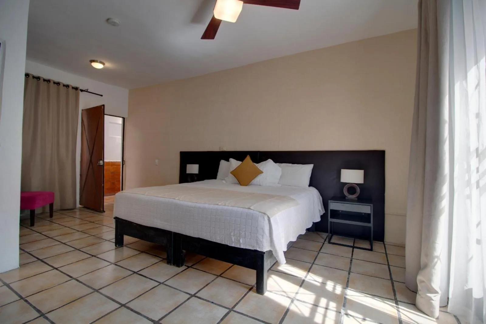 Bed in Hotel Punto 79