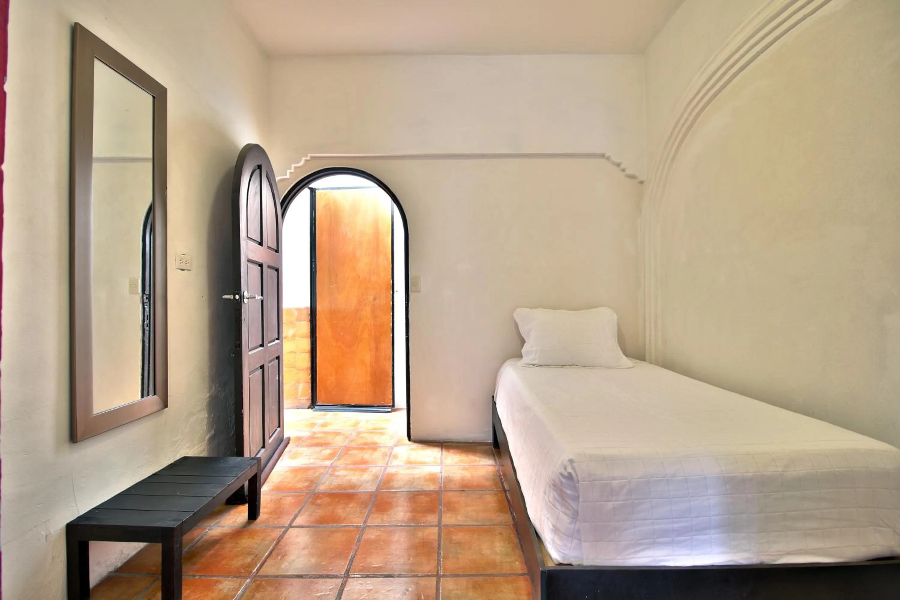 Bedroom, Bed in Hotel Punto 79