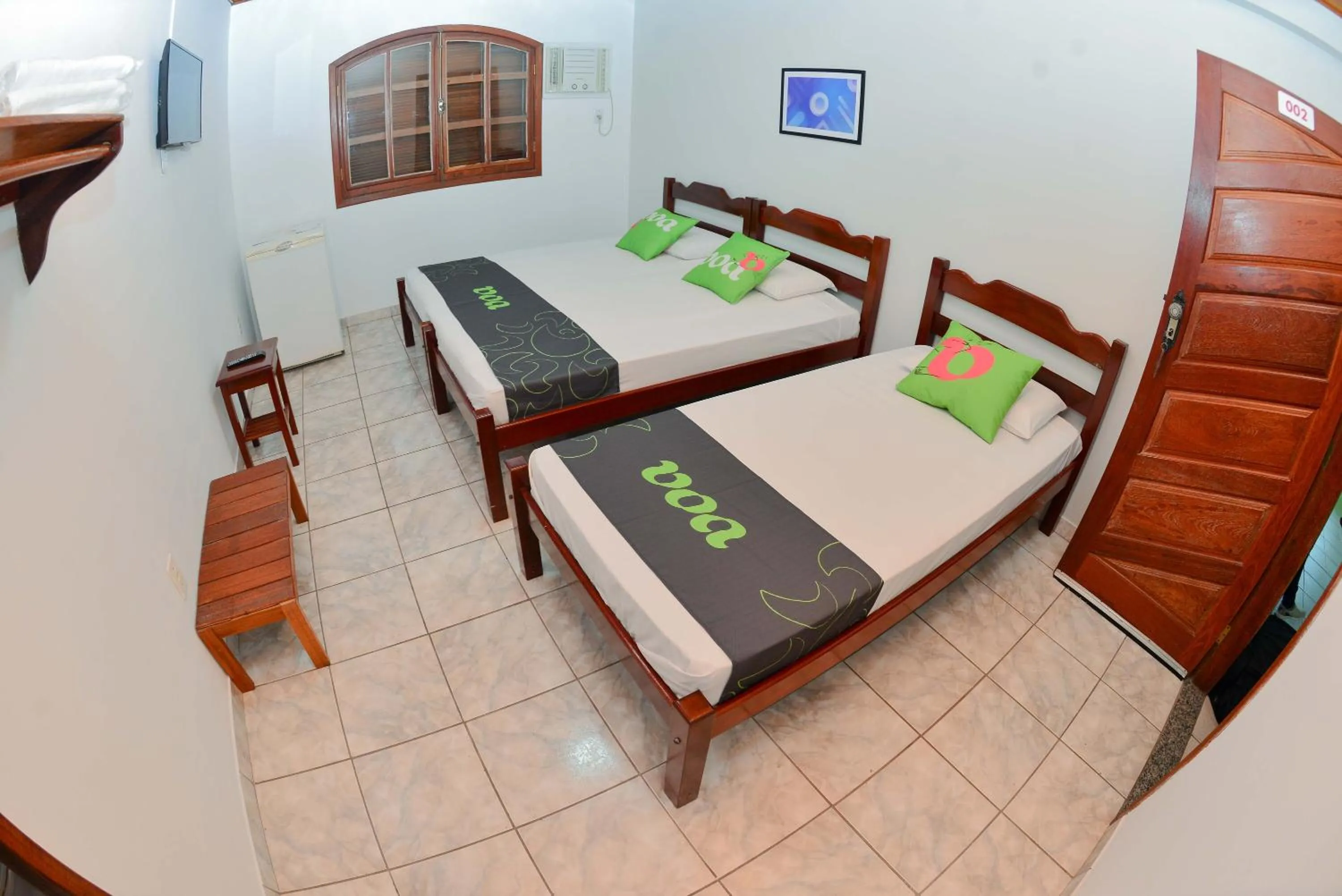 Photo of the whole room, Bed in VOA Pousada Dos Jasmins