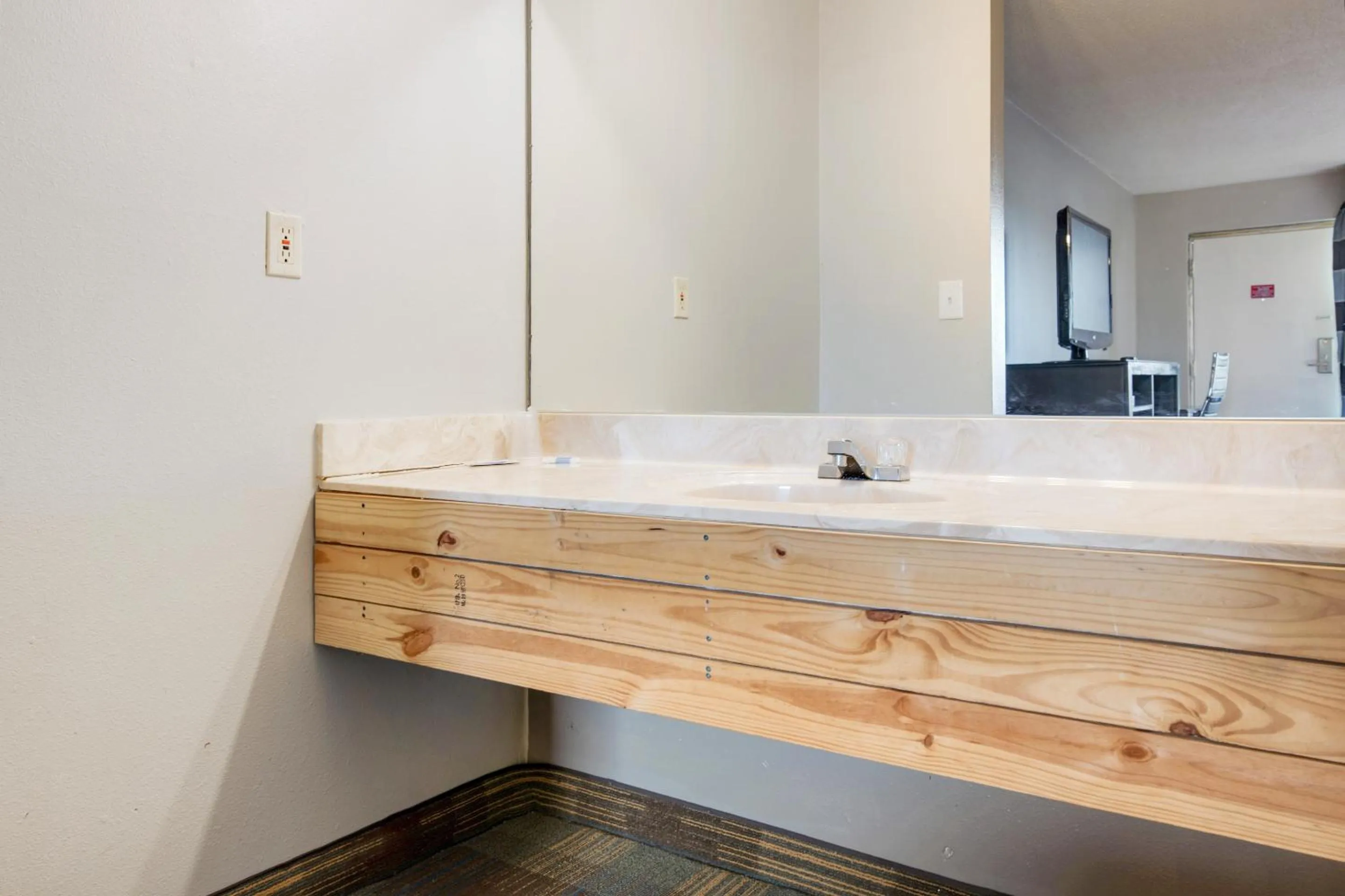 Area and facilities in Capital O 3Y Motel Mount Vernon Renfro Valley