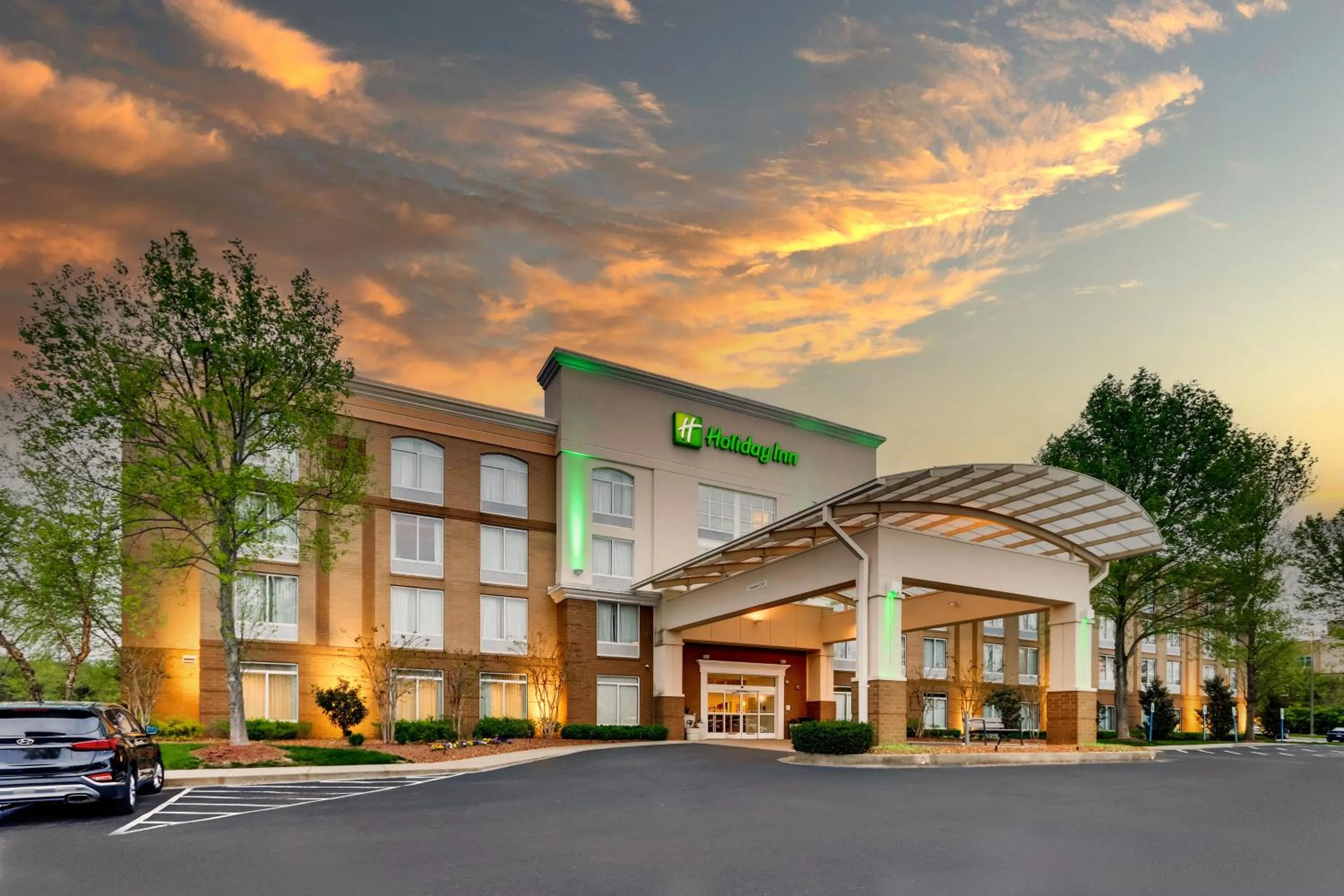 Property building in Holiday Inn Franklin - Cool Springs by IHG