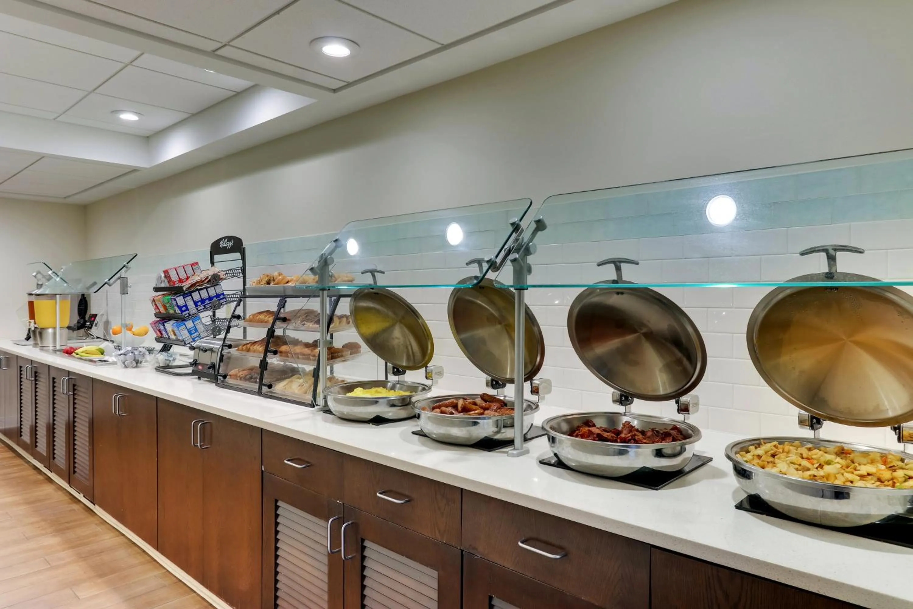 Restaurant/places to eat in Holiday Inn Franklin - Cool Springs by IHG