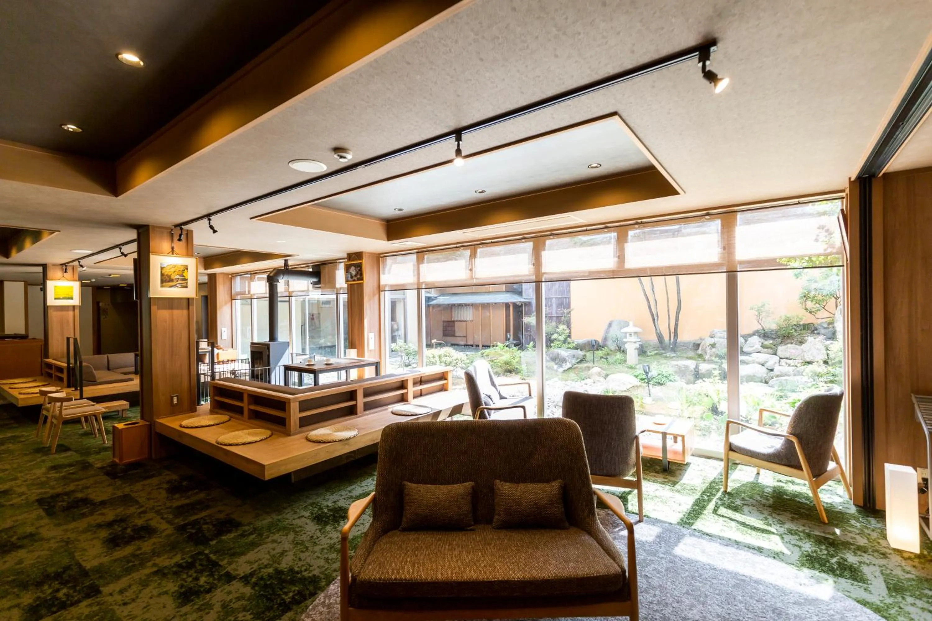 Communal lounge/ TV room in Yamabiko