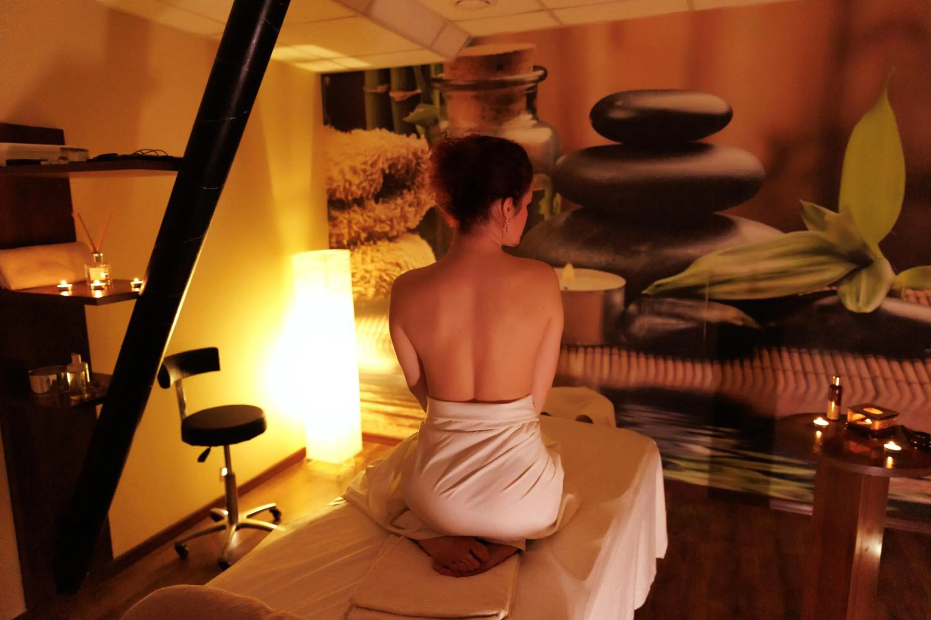 Massage in LH Hotel&SPA
