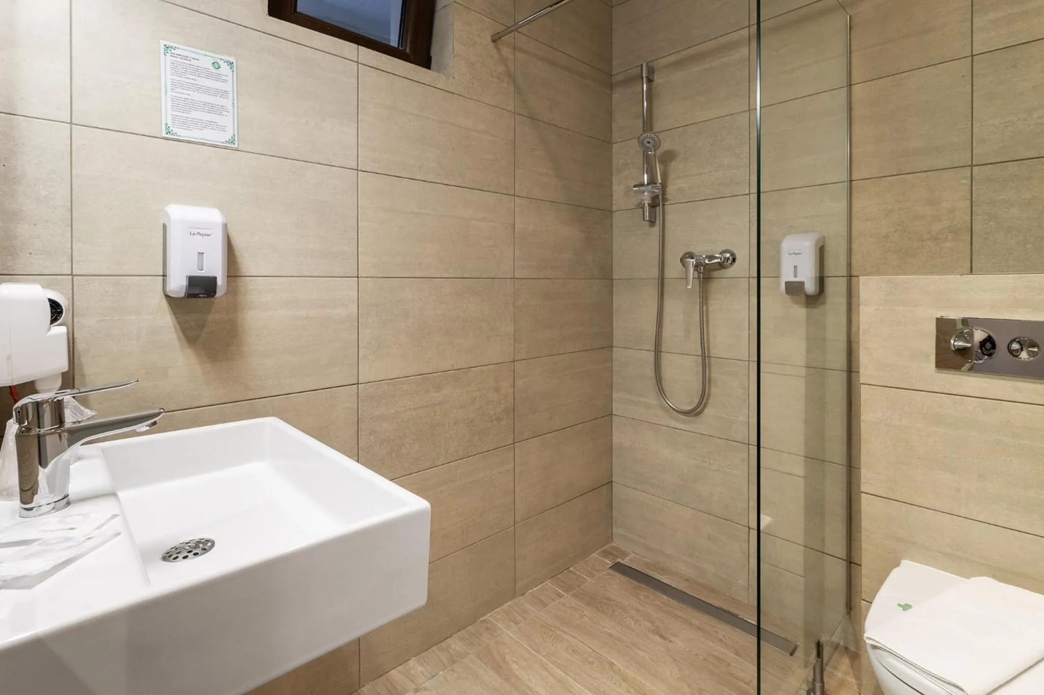 Shower in Eden Grand Resort