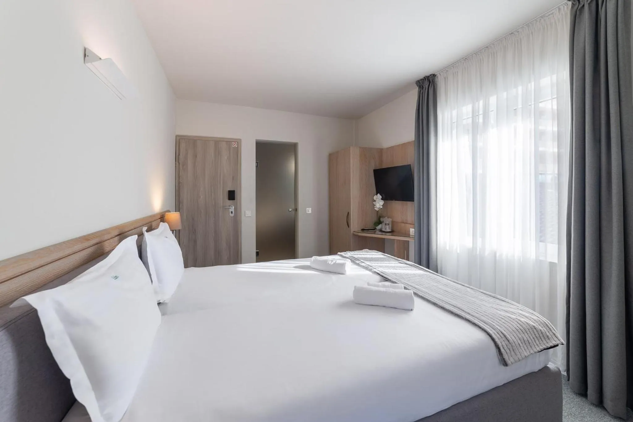 Photo of the whole room, Bed in Eden Grand Resort