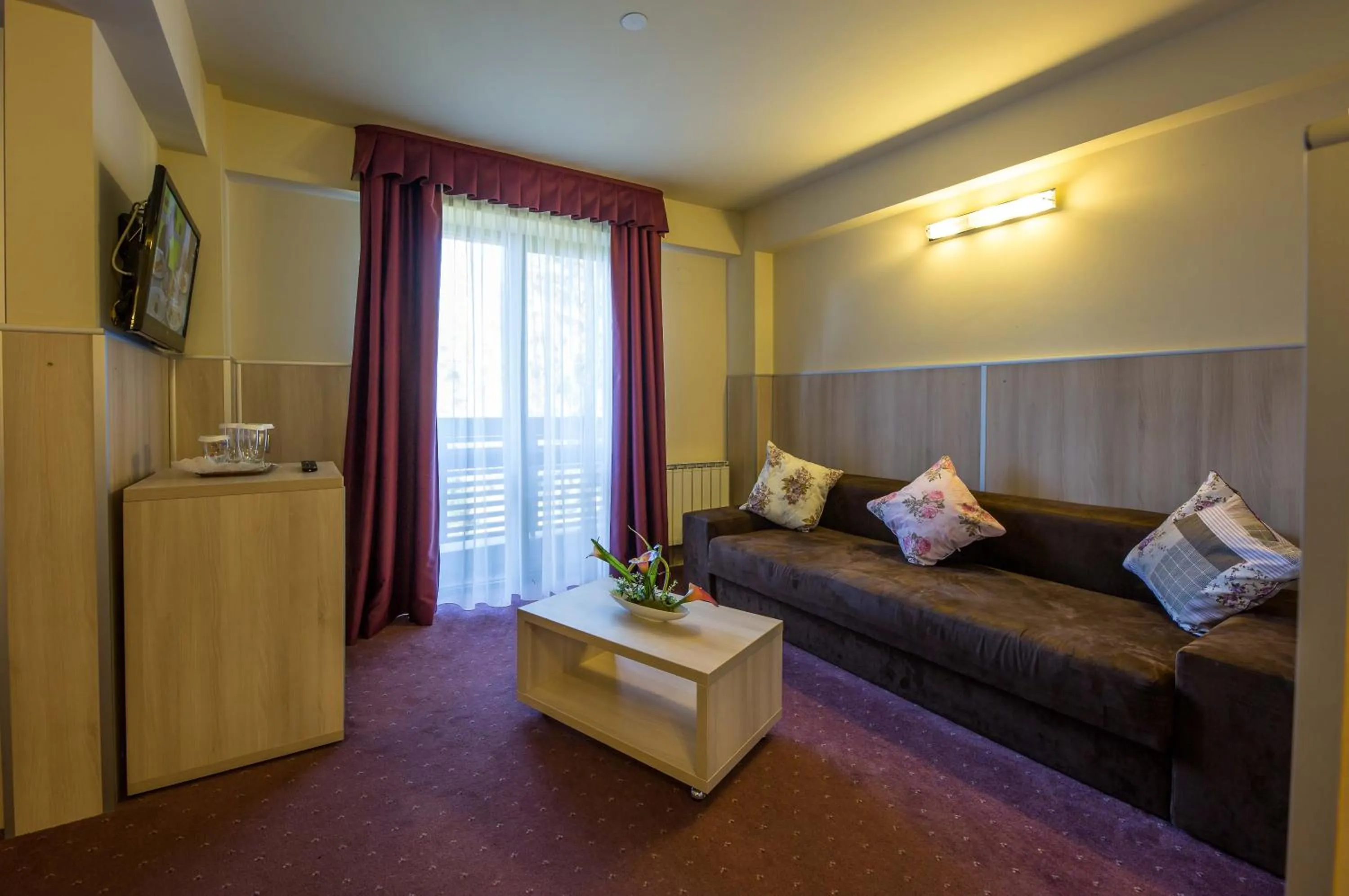 Photo of the whole room in Eden Grand Resort