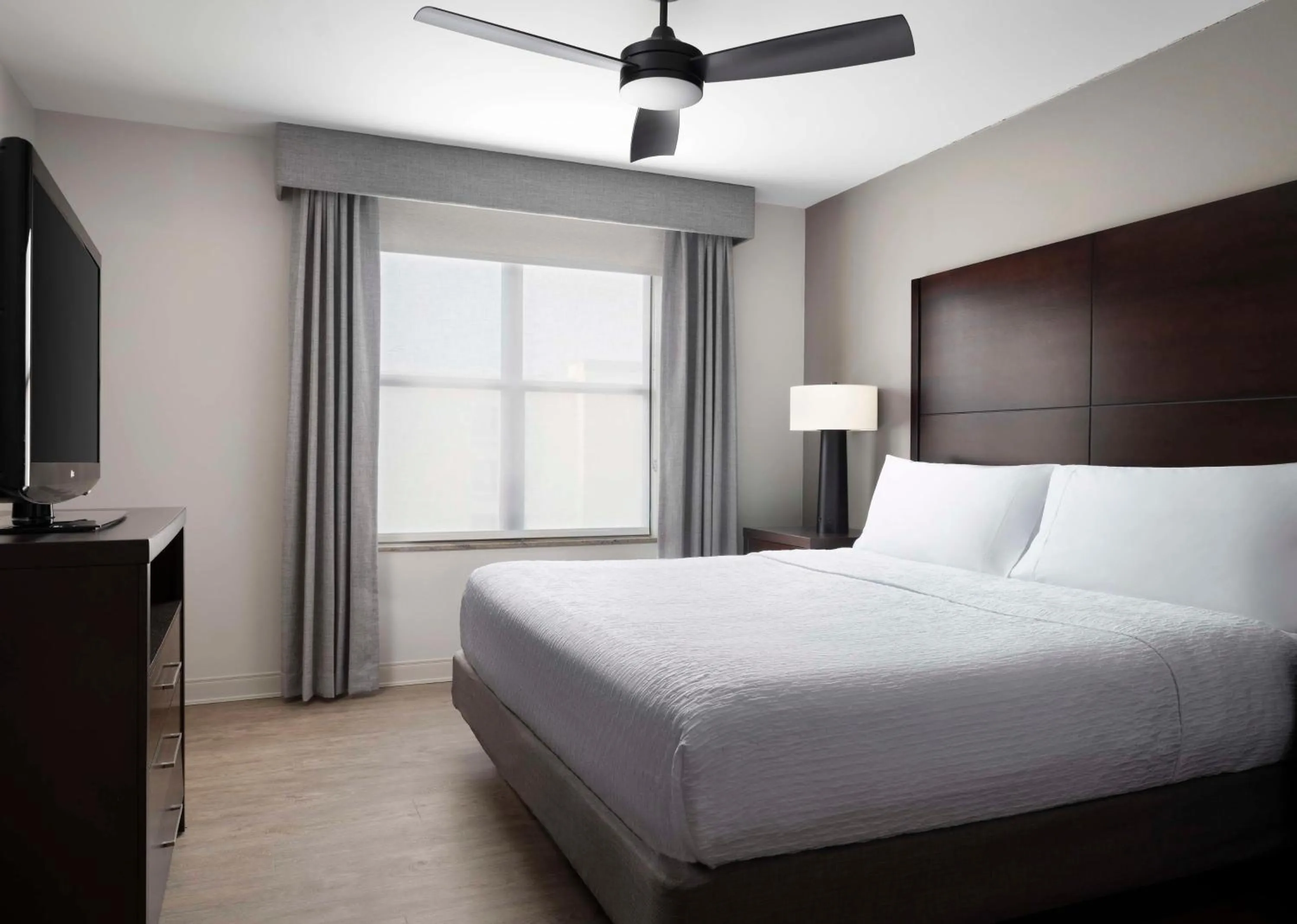 Bed in Homewood Suites by Hilton Carle Place - Garden City, NY