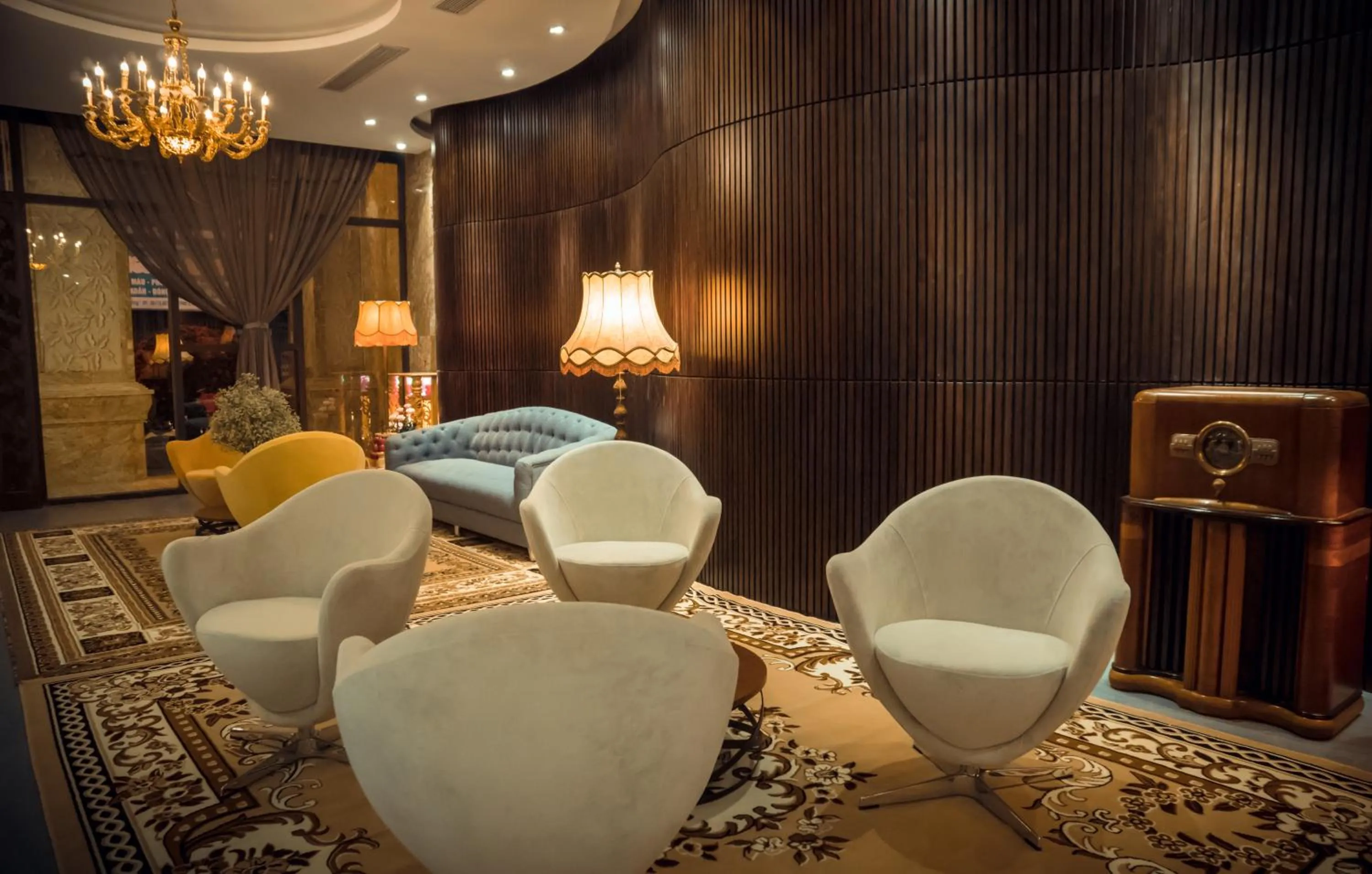 Communal lounge/ TV room in Dong Duong Hotel & Suites - City Central - Afternoon Tea Inclusive