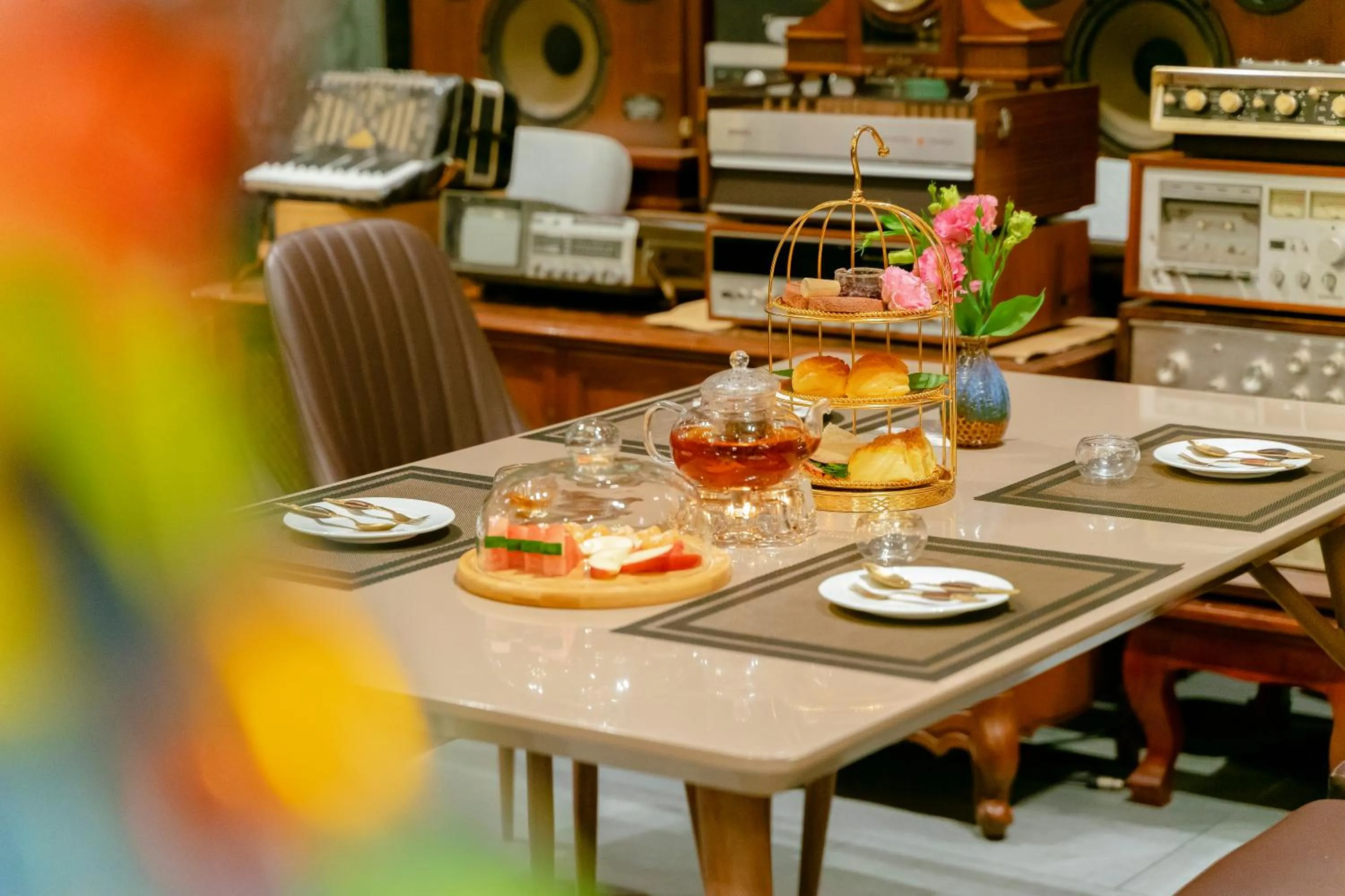 Restaurant/places to eat in Dong Duong Hotel & Suites - City Central - Afternoon Tea Inclusive