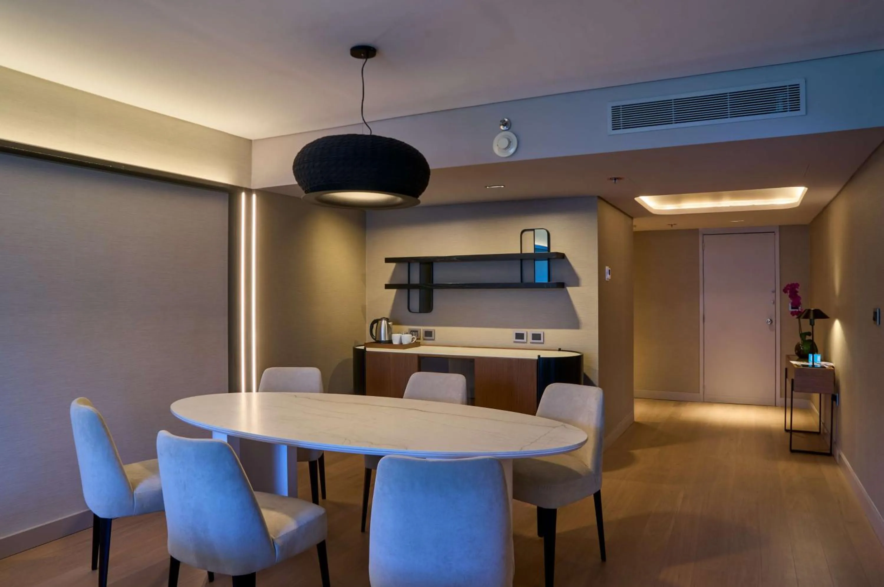 Living room in Hilton Buenos Aires