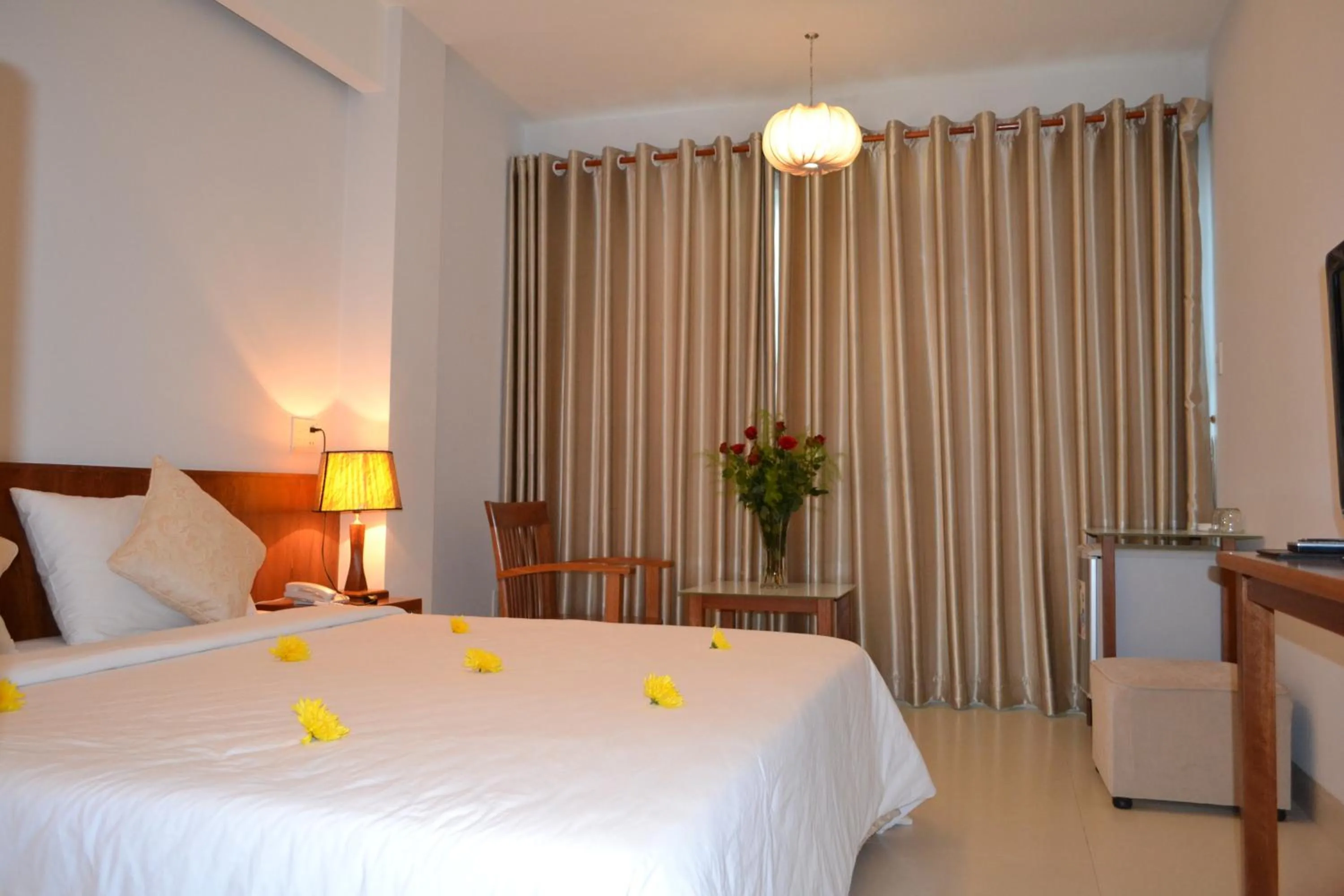 Photo of the whole room in Nemo Hotel Danang