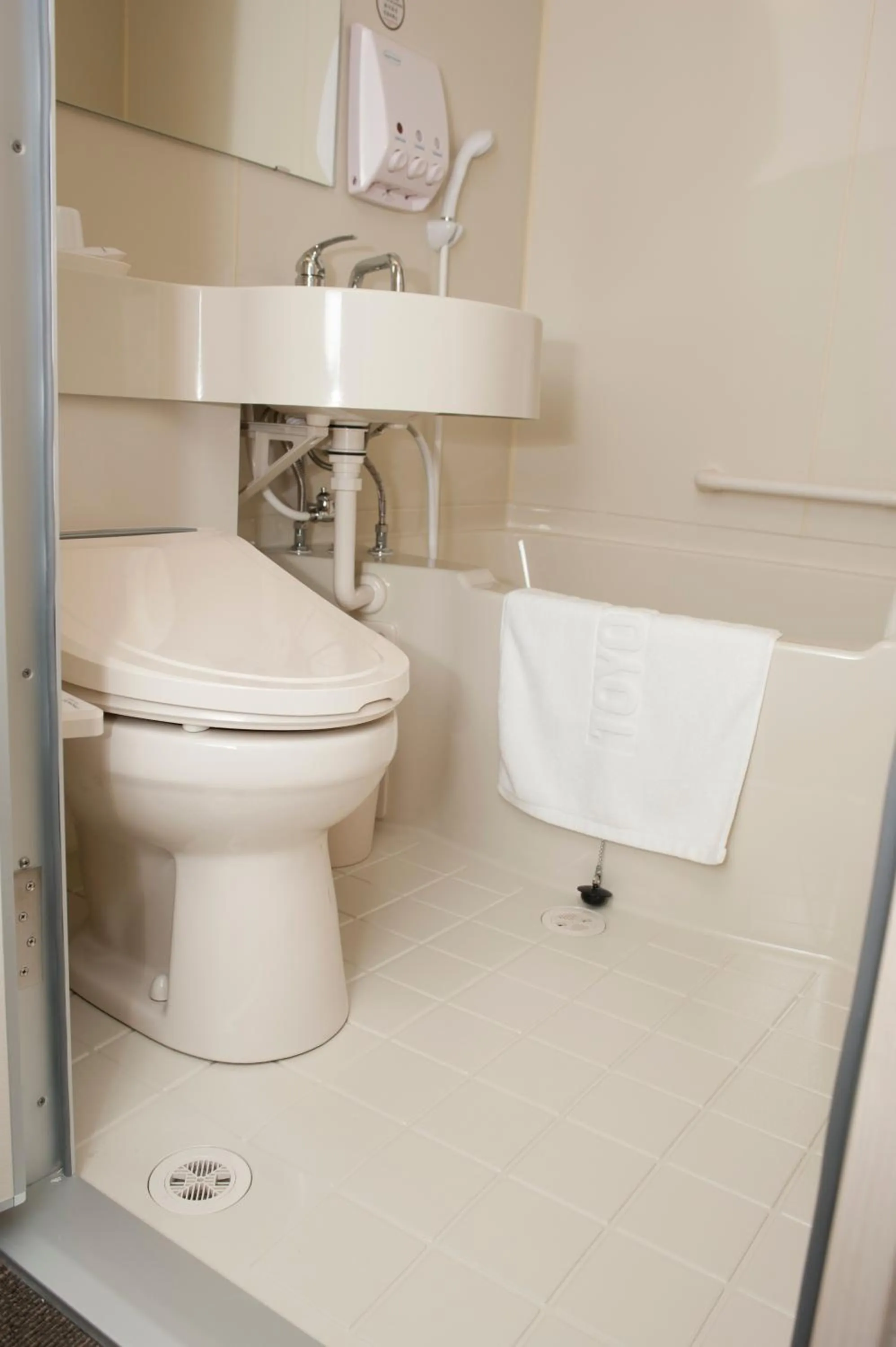 Toilet in Toyoko Inn Daegu Dongseongro