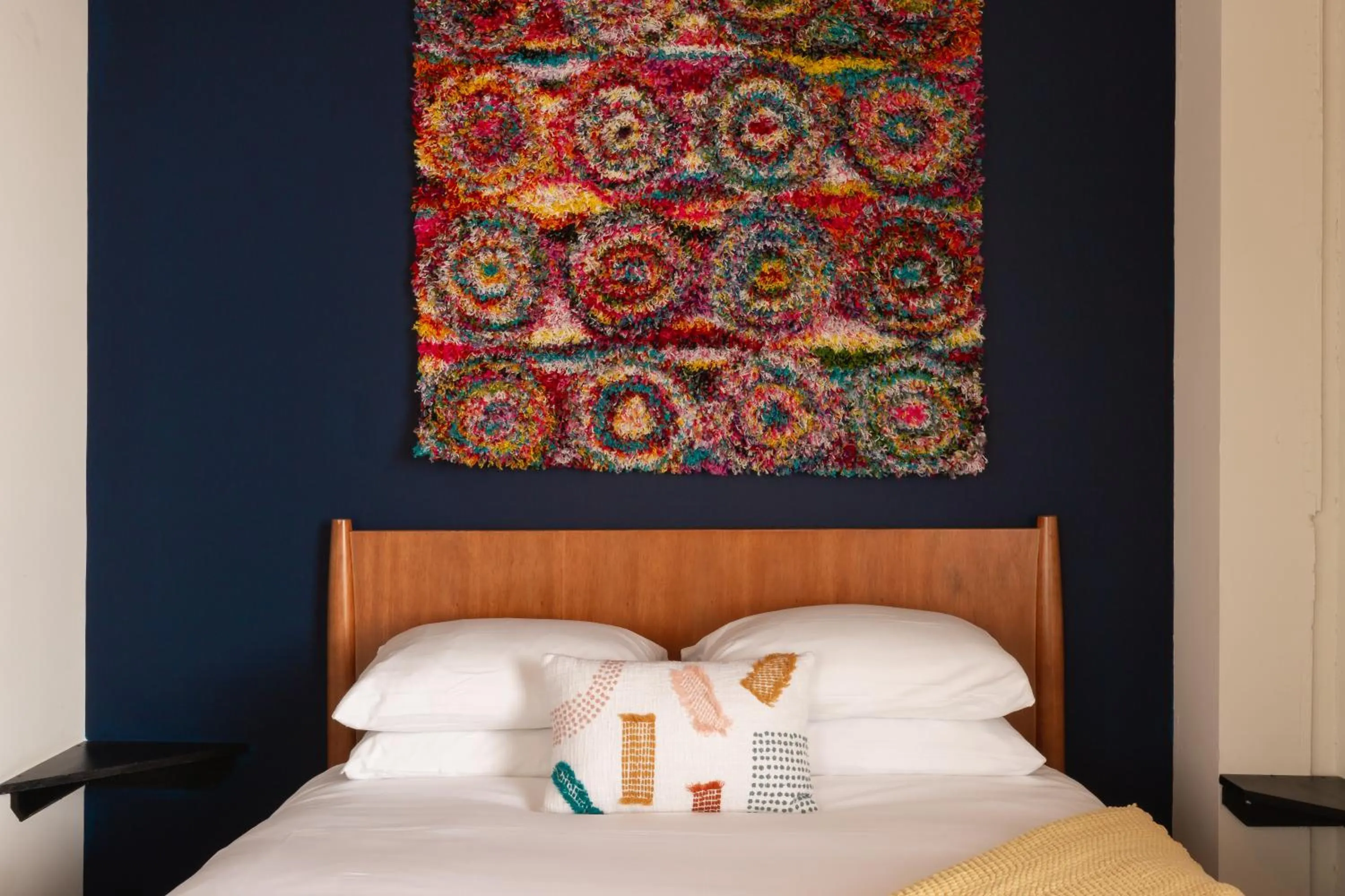 Bed in Hotel Clemons