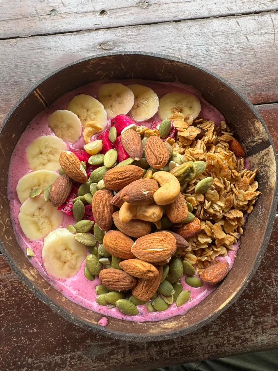 Restaurant/places to eat in Wind Beach Resort