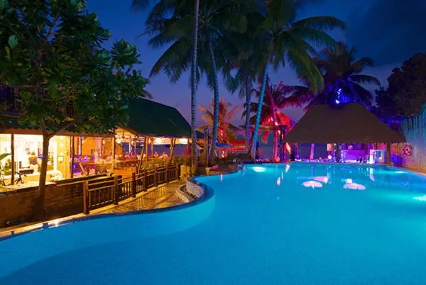 Swimming pool in Wind Beach Resort