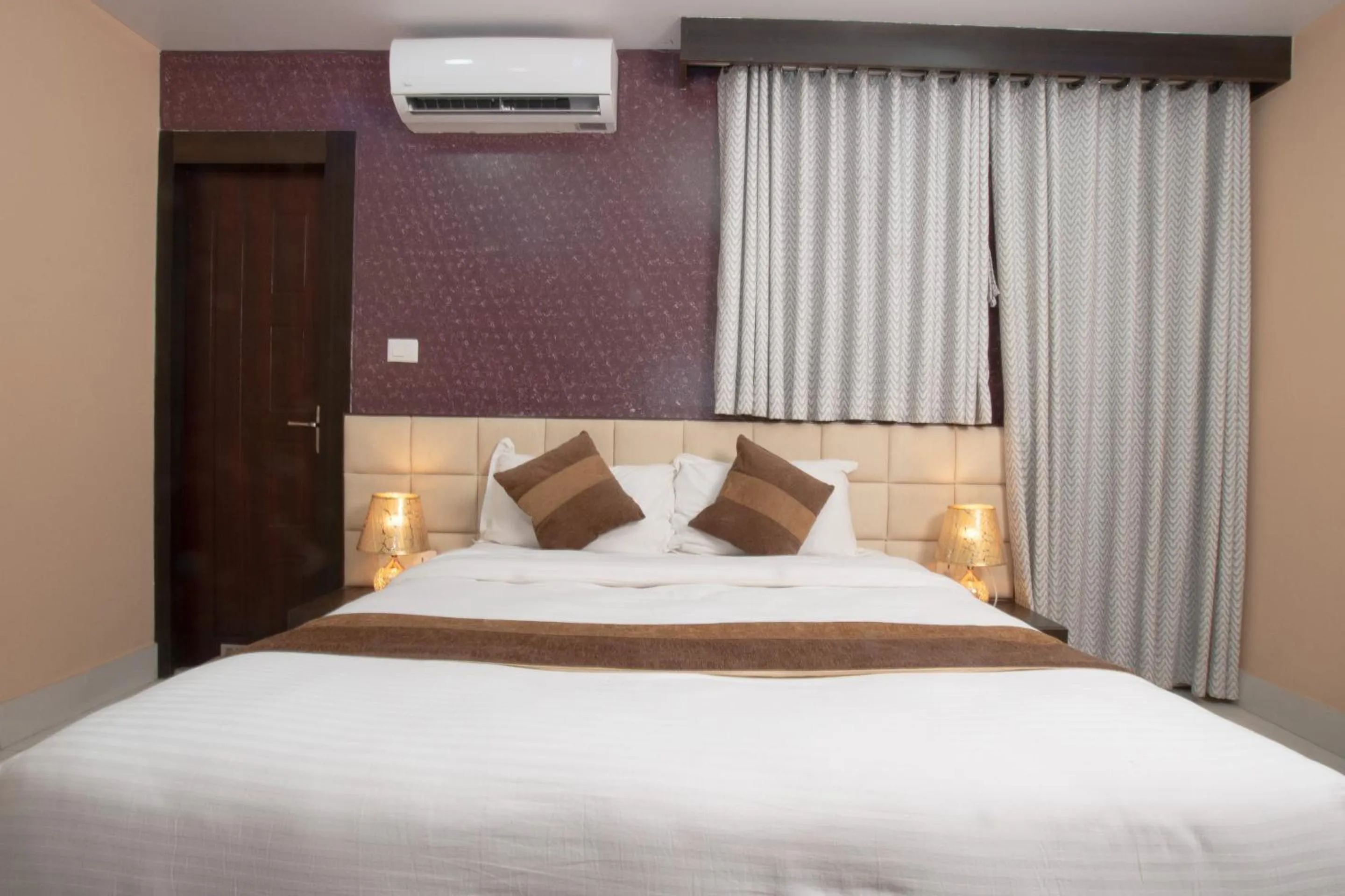 Bedroom, Bed in Annapurna Hotel