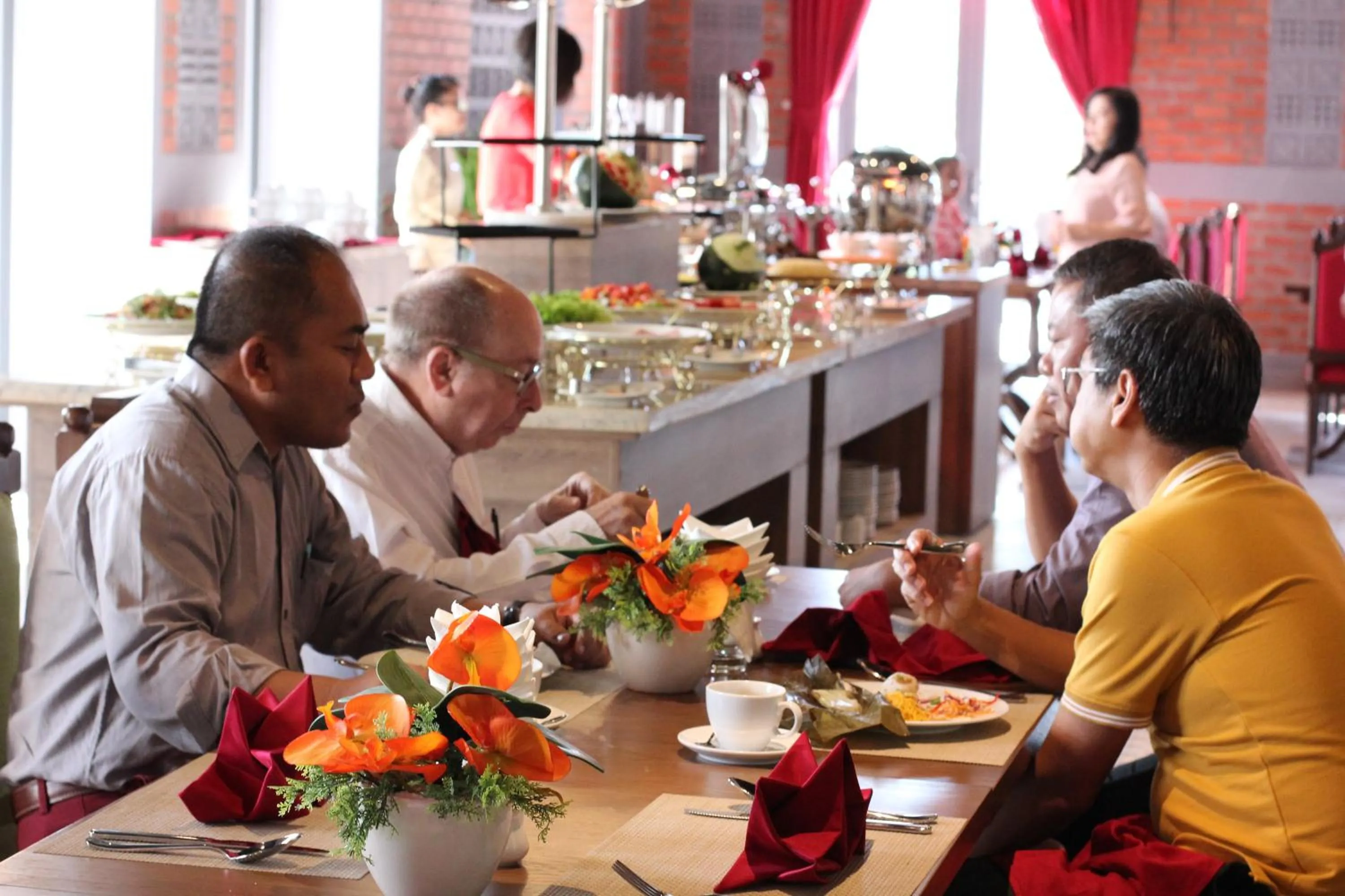 Restaurant/places to eat in My Son Heritage Resort and Spa