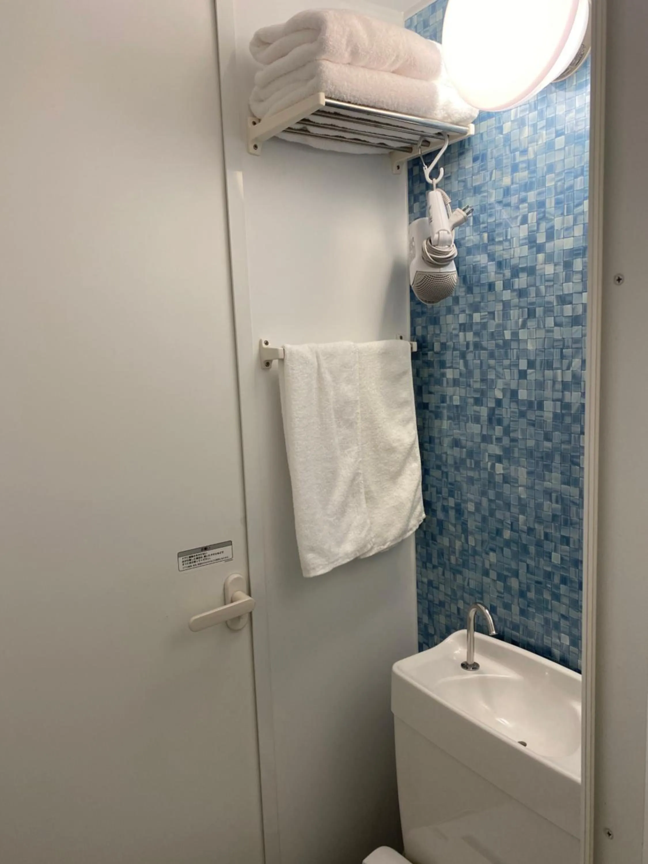 Toilet in Floral Hotel · SakaisuJi-Honmachi Osaka