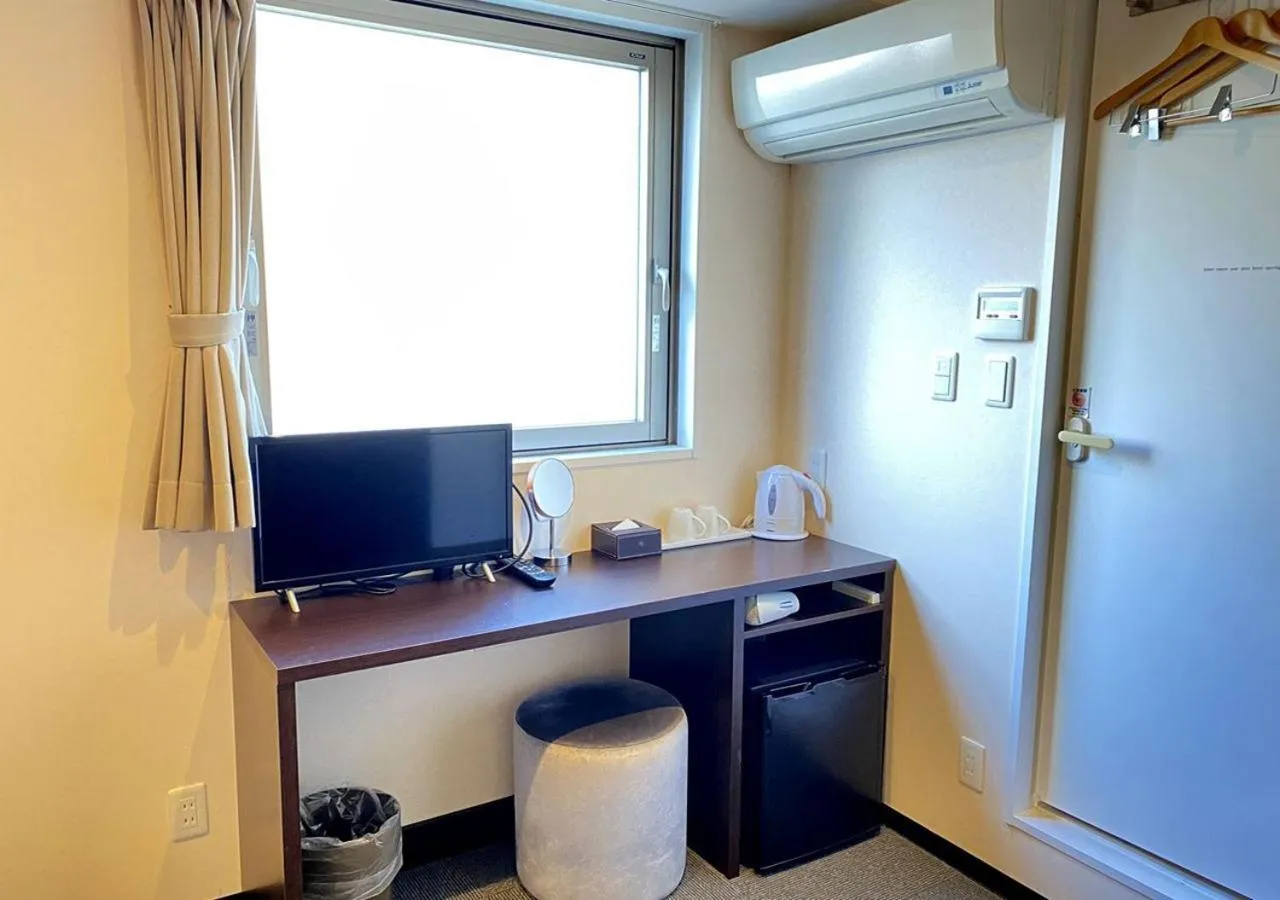 TV and multimedia in Floral Hotel · SakaisuJi-Honmachi Osaka